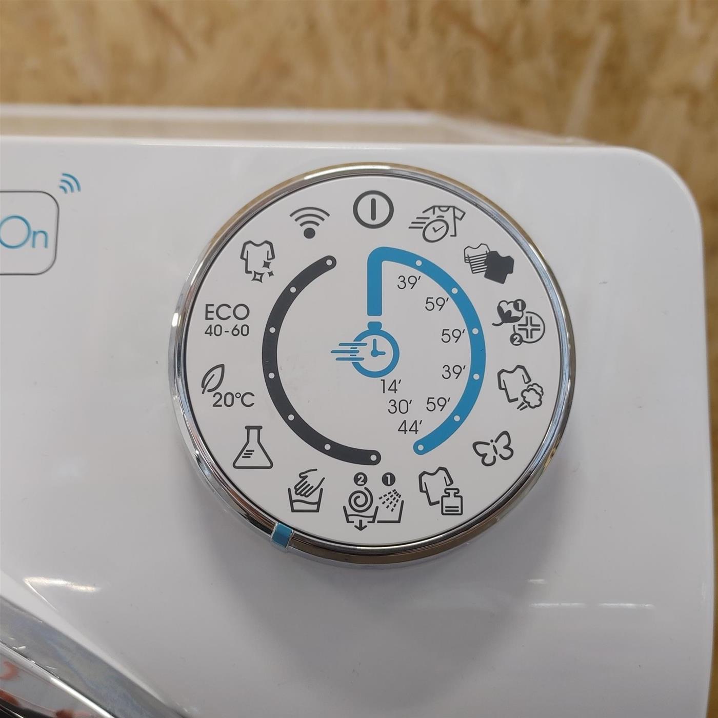 Lavatrice Candy RapidÓ PRO RP4 476BWMRR/1-S Carica frontale 7 kg 1400 giri Antracite