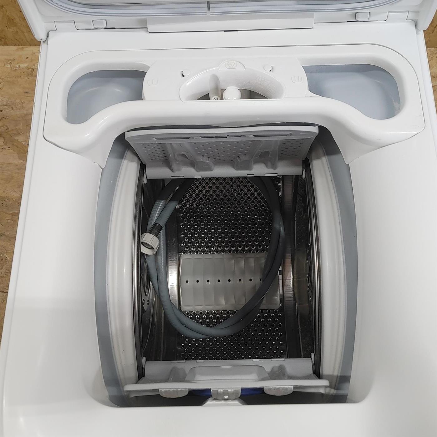 Electrolux RWT10420W Lavatrice carica dall'alto 5,5 Kg