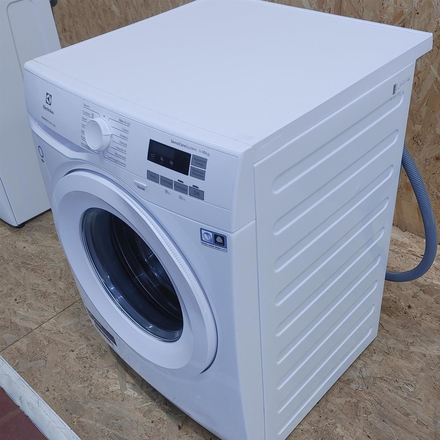 Electrolux EW6F512U lavatrice Caricamento frontale 10 kg
