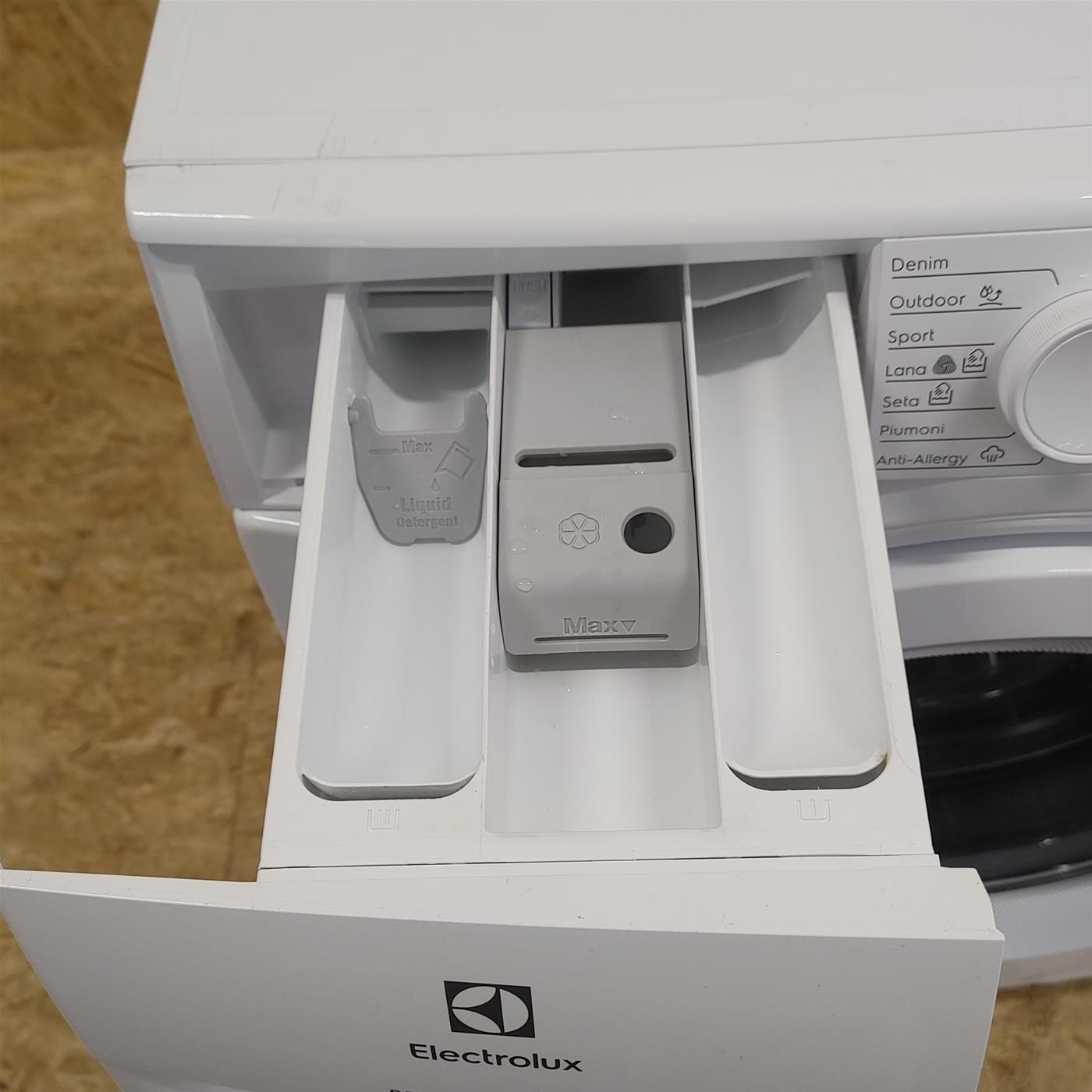 Electrolux EW6F512U lavatrice Caricamento frontale 10 kg