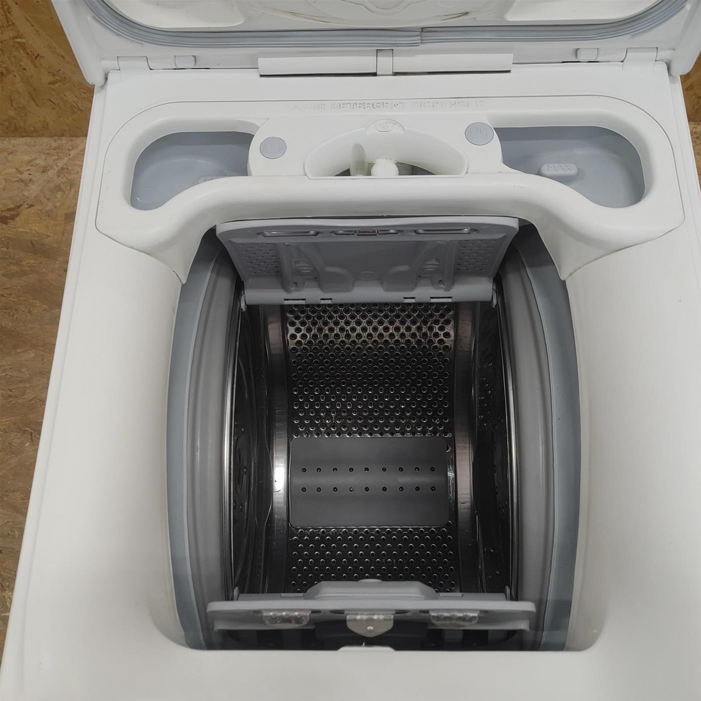 Lavatrice Electrolux RWT116211W Carica dall'alto 6 kg 1100 Giri/min Bianco