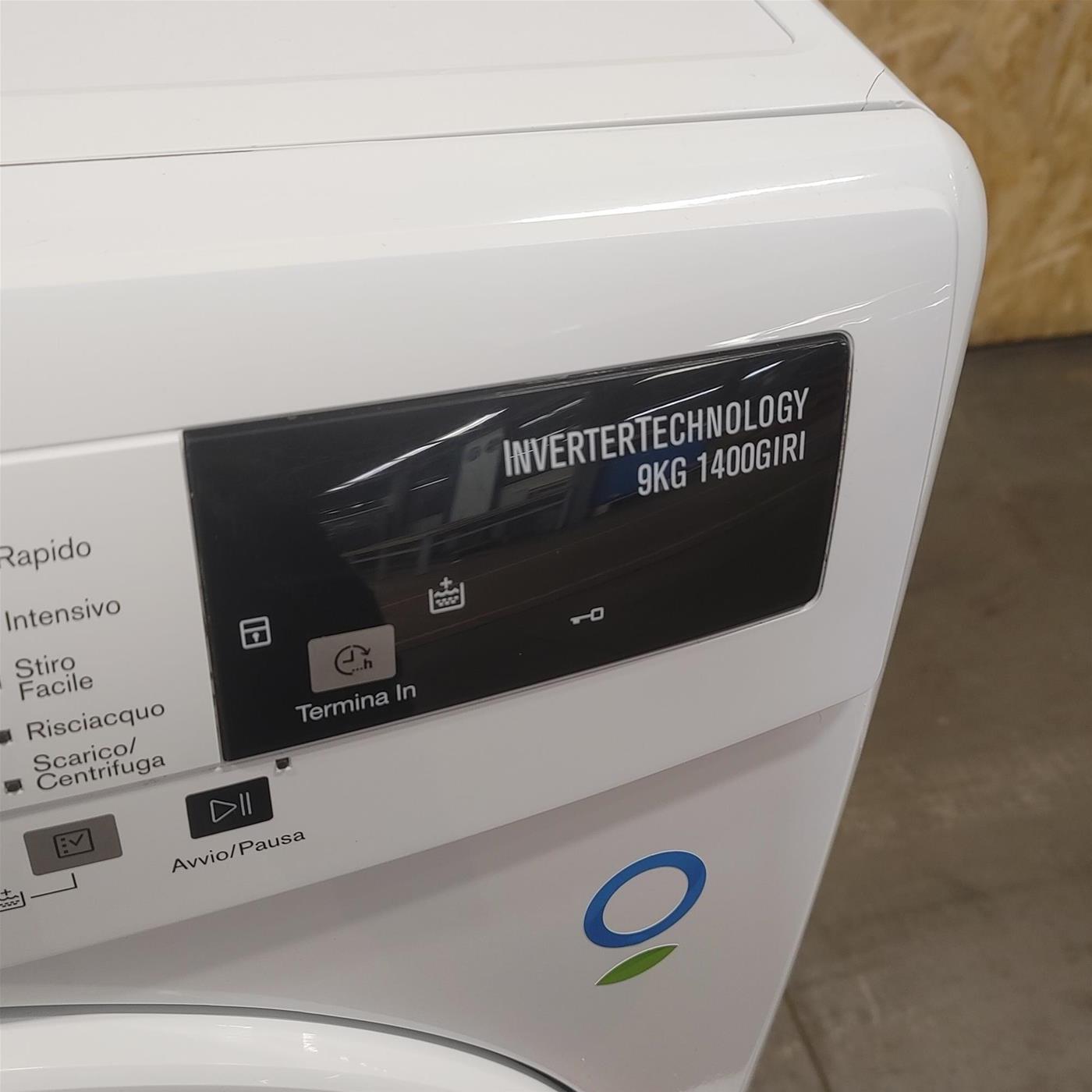 Lavatrice Electrolux RWF1495BW Carica frontale 9 kg 1400 Giri/min Bianco