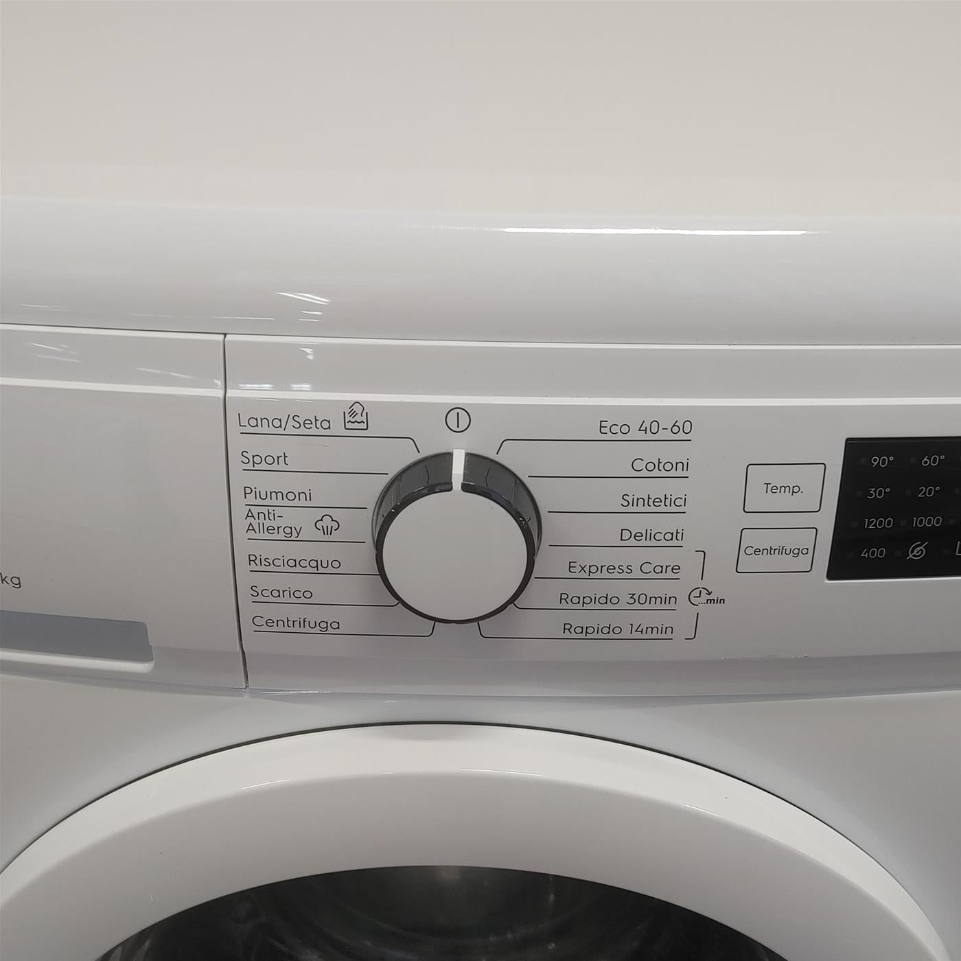 Lavatrice Electrolux EW2F5W82 Carica frontale 8 kg 1151 giri Bianco