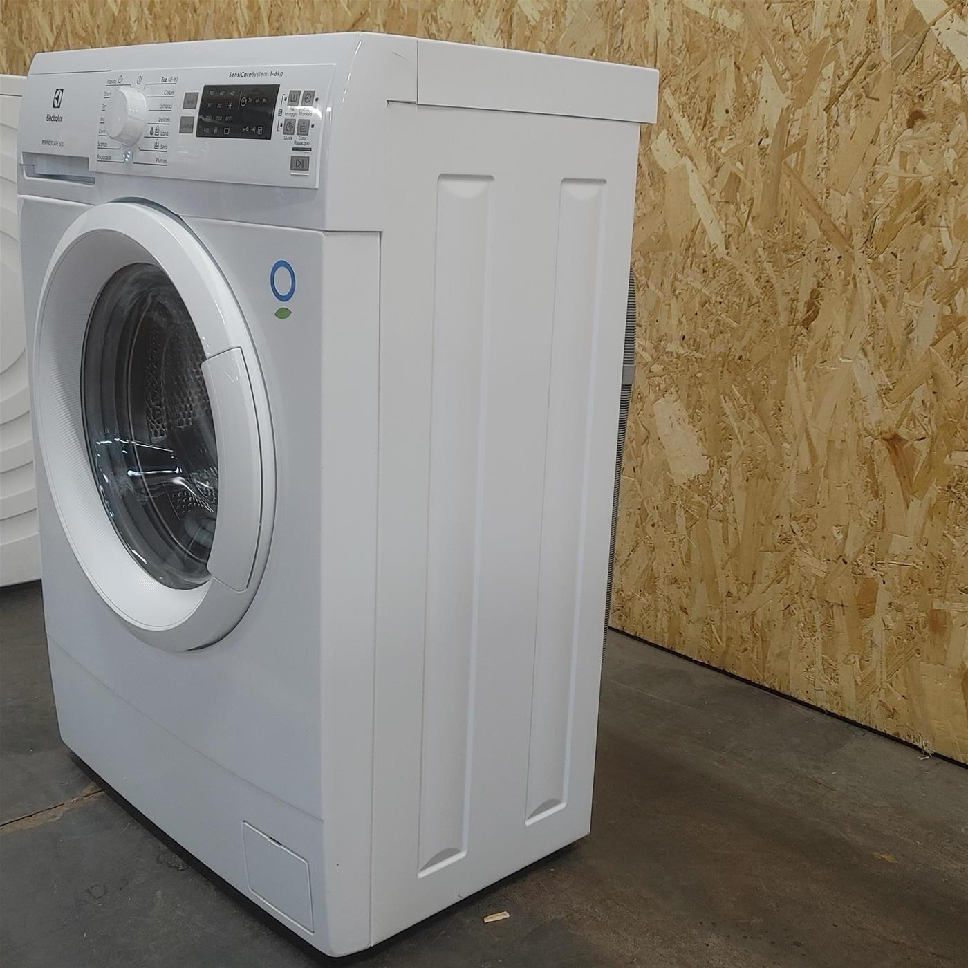 Electrolux EW6S560I lavatrice Caricamento frontale 6 kg 951 Giri/min Bianco