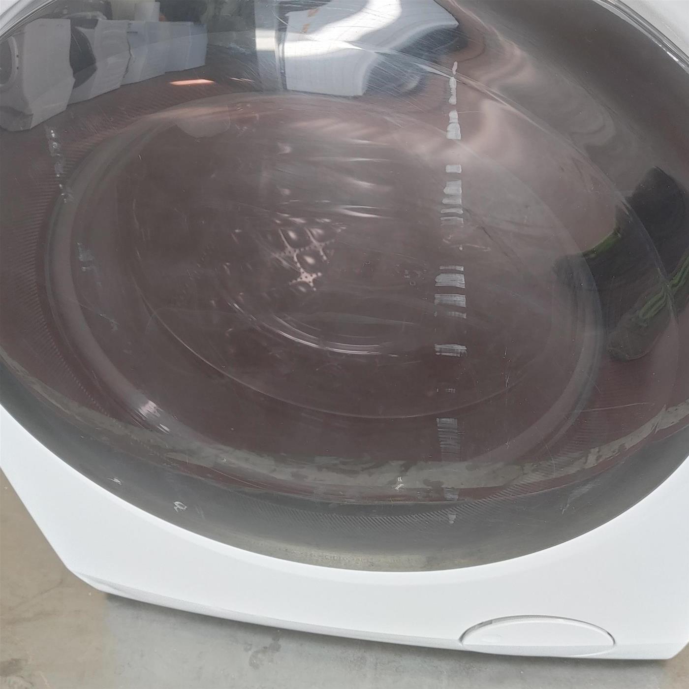 Lavatrice Electrolux EW9F116GREEN Carica frontale 10 kg 1600 giri Bianco