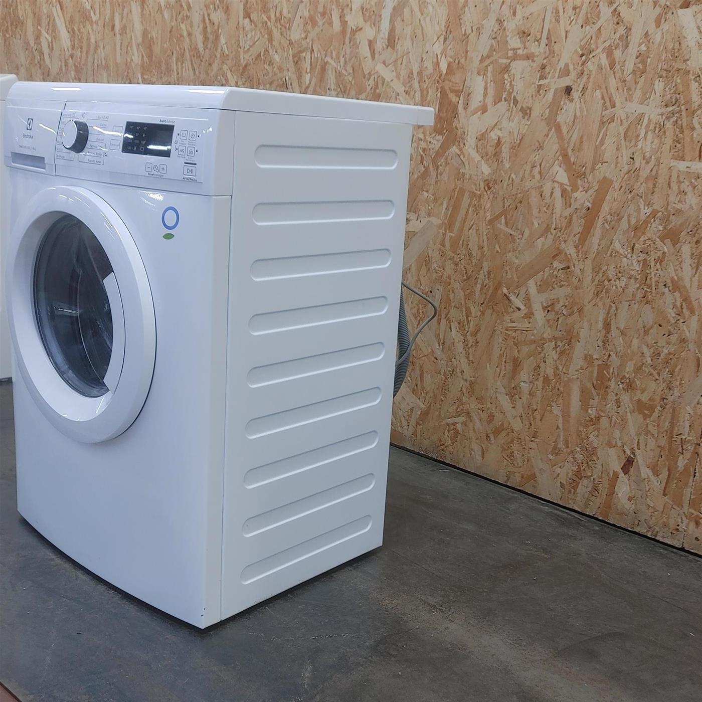 Lavatrice Electrolux EW2F5W82 Carica frontale 8 kg 1151 giri Bianco