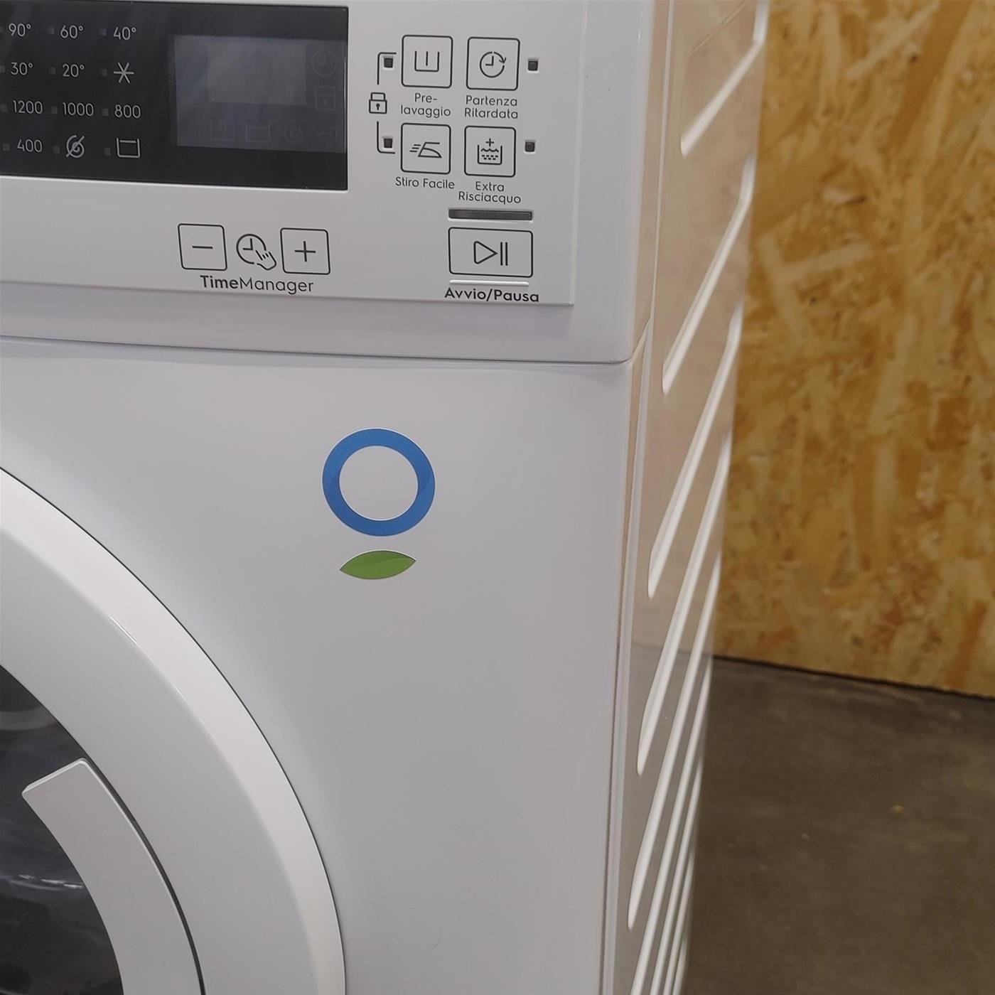 Lavatrice Electrolux EW2F5W82 Carica frontale 8 kg 1151 giri Bianco