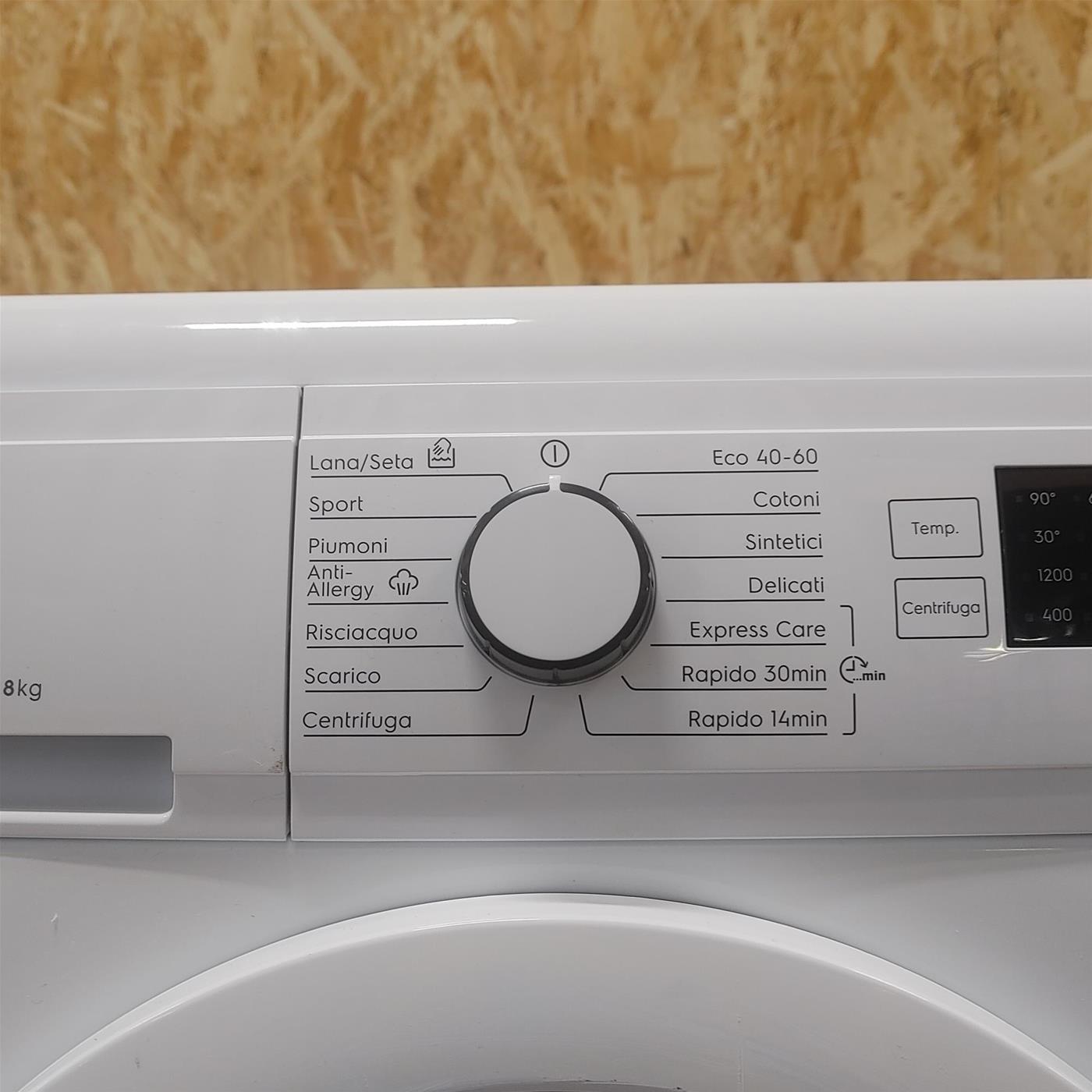 Lavatrice Electrolux EW2F5W82 Carica frontale 8 kg 1151 giri Bianco