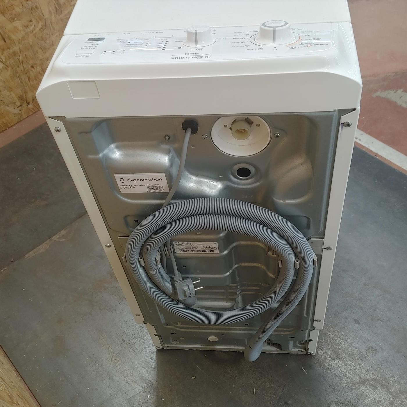 Electrolux RWT116211W lavatrice Caricamento dall'alto 6 kg 1100 Giri/min Bianco