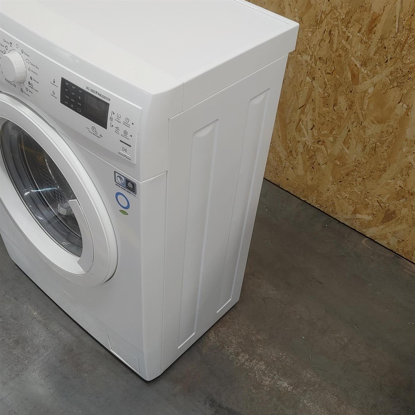 Lavatrice slim ELECTROLUX RWS1062EDW 6 kg