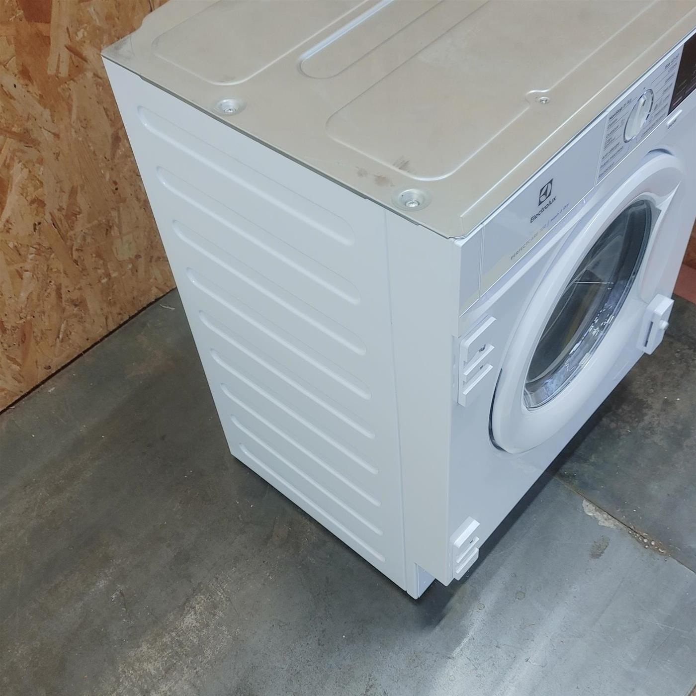 Lavasciuga Electrolux EW7W474BI da incasso 7/4 Kg