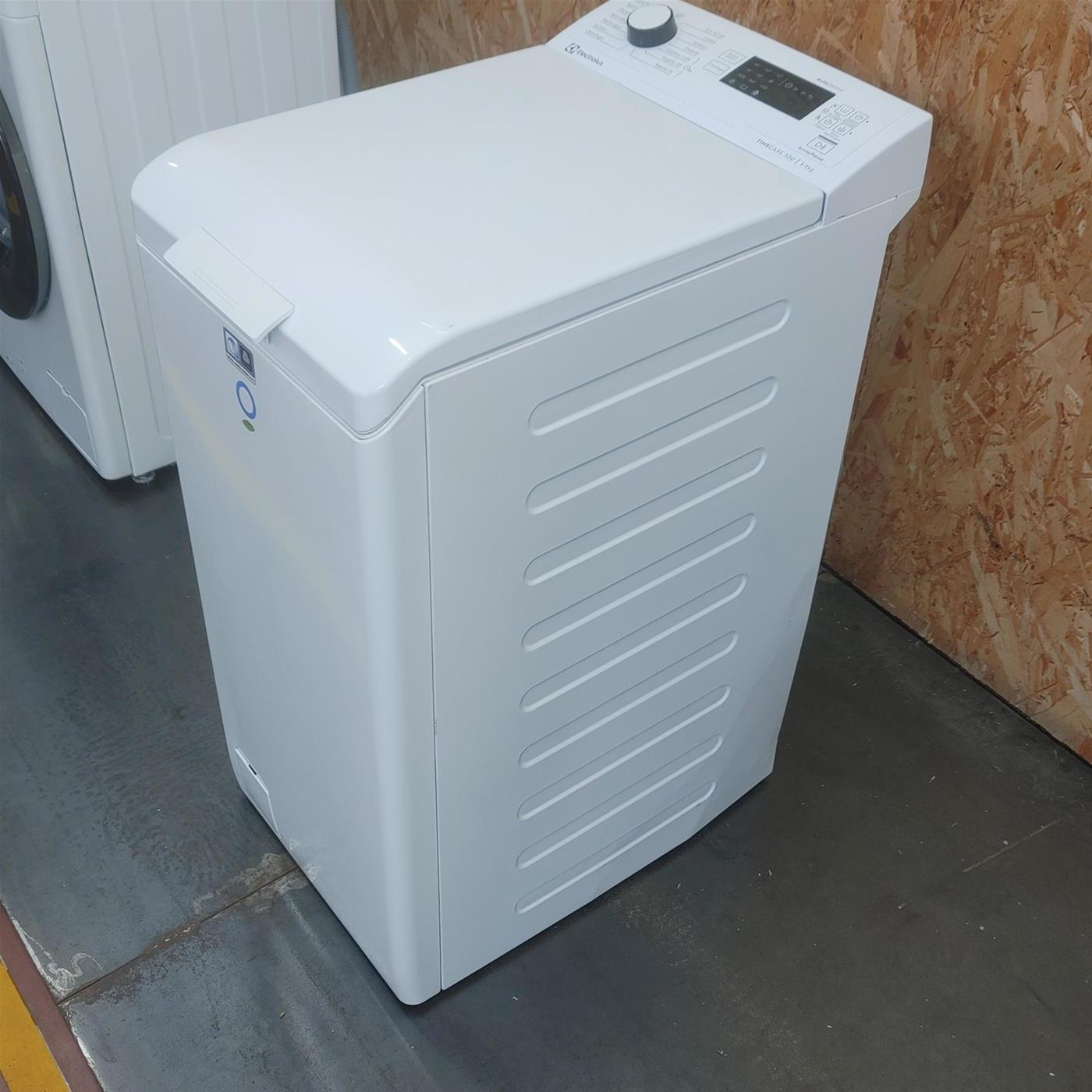 Lavatrice Electrolux EW2T705W Caricamento dall'alto 7 kg