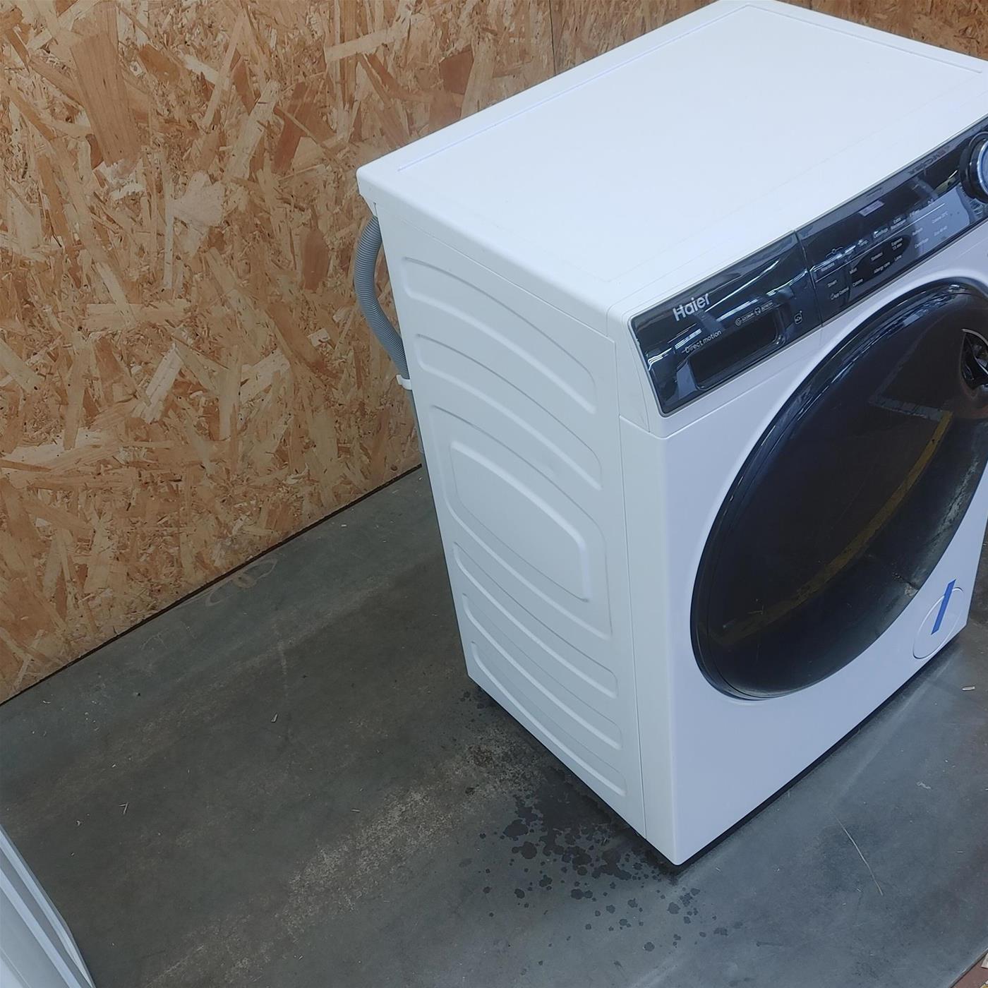 Lavatrice Slim Haier I-Pro Series 7 HW80-B14979-IT Classe A 8 Kg