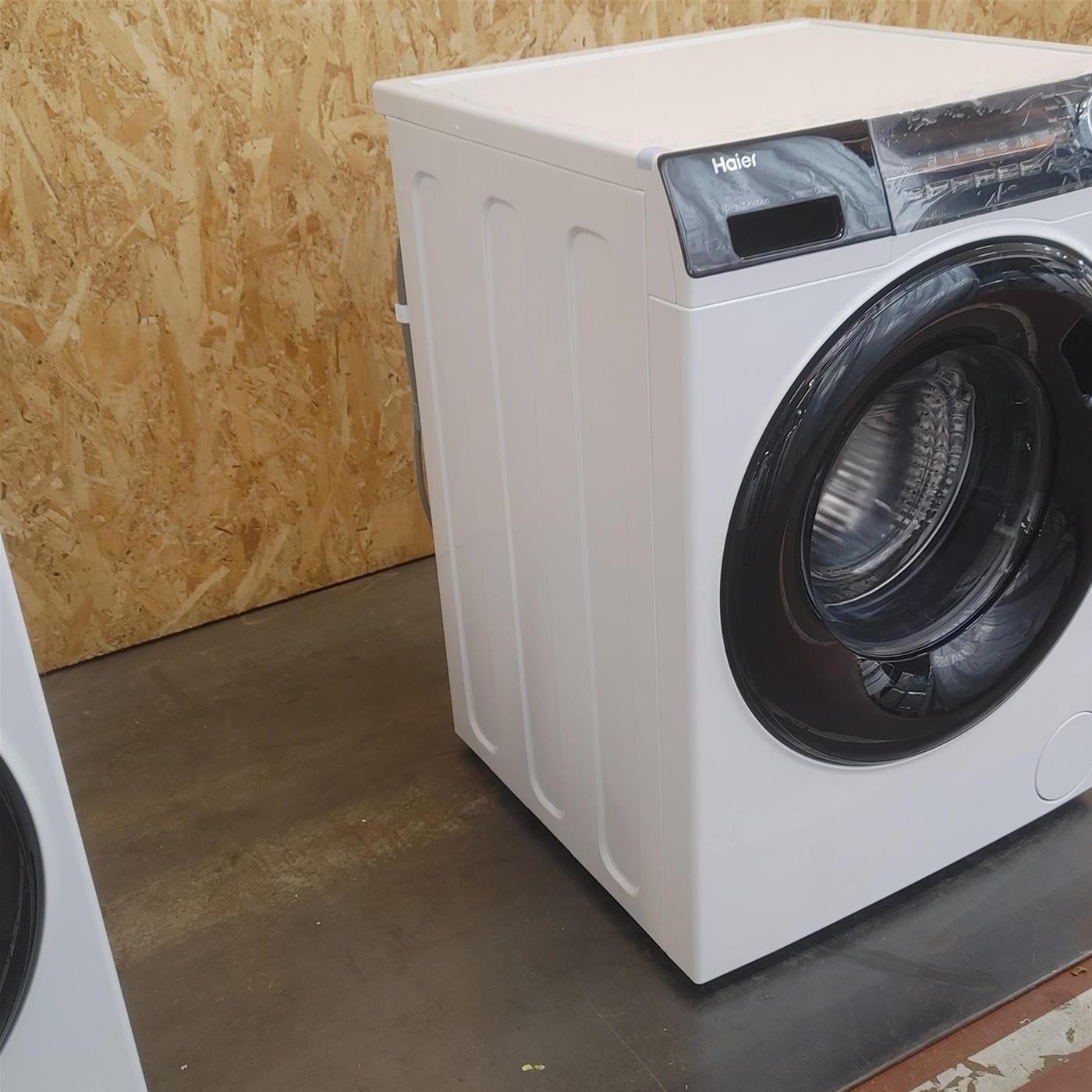 Lavatrice Haier I-Pro Series 3 HW80-B14939 Carica frontale 8 kg 1400 giri/min Bianco