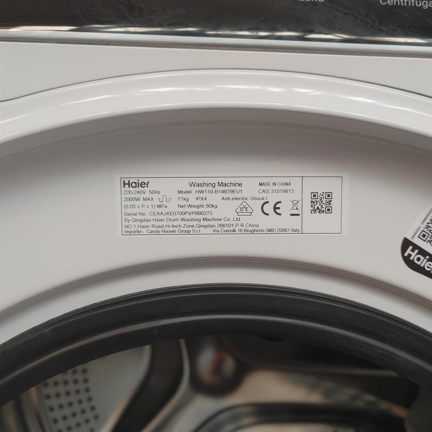 Haier HW150-BP14986EIT lavatrice Caricamento frontale 15 kg 1400 Giri/min Bianco
