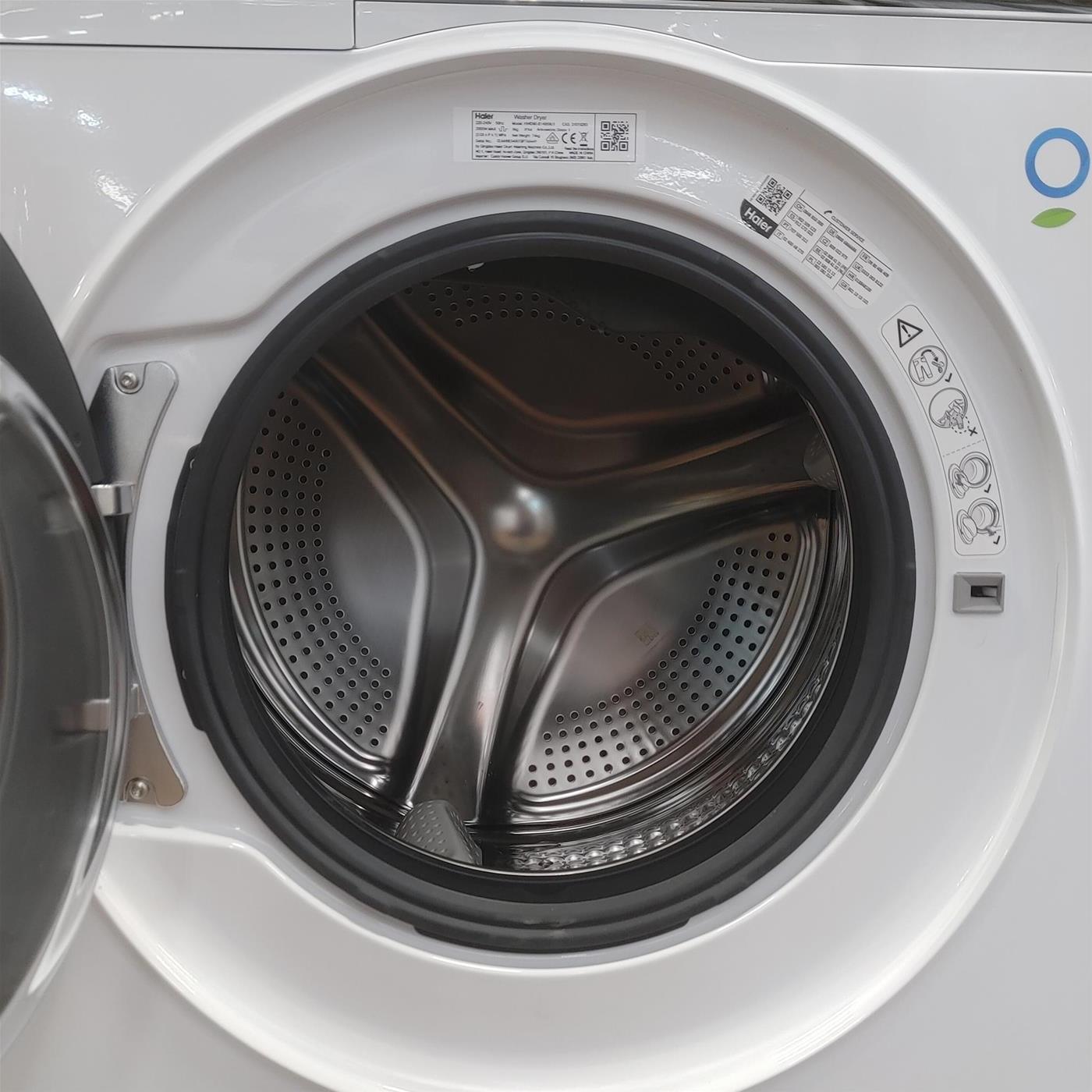 Haier I-Pro Series 5 HWD90-B14959U1 lavasciuga Libera installazione Caricamento frontale Bianco D