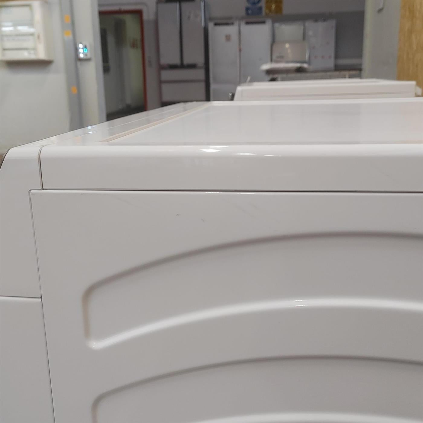 Haier I-Pro Series 5 HWD90-B14959U1 lavasciuga Libera installazione Caricamento frontale Bianco D
