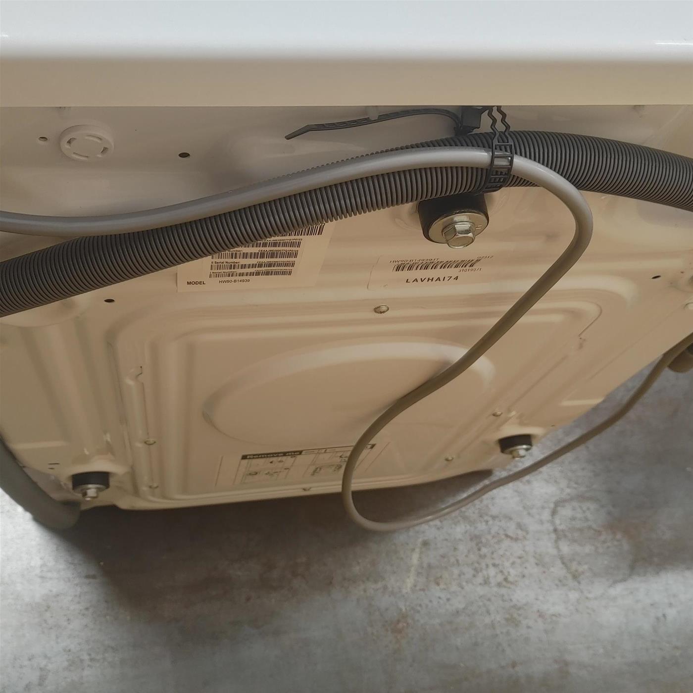 Lavatrice Haier I-Pro Series 3 HW90-B14939-IT Carica frontale 9 kg 1400 giri/min Bianco