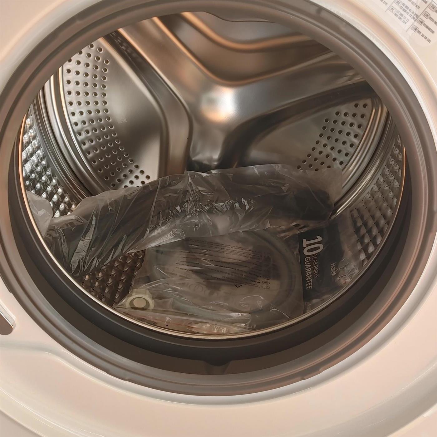 Lavatrice Haier I-Pro Series 5 HW90-B14959U1 Caricamento frontale 9 kg 1400 Giri/min A Bianco