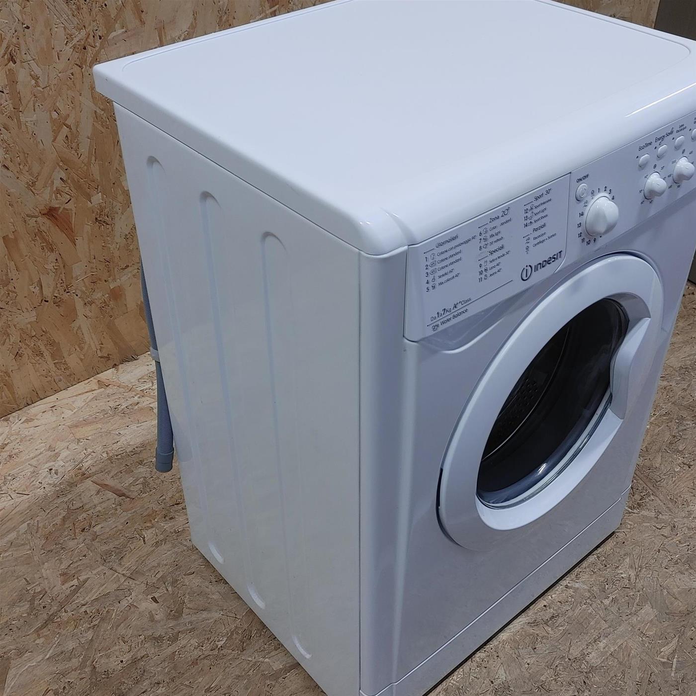 Prodotti Indesit IWC 71052 C ECO IT lavatrice Caricamento frontale 7 kg 1000 Giri/min Bianco