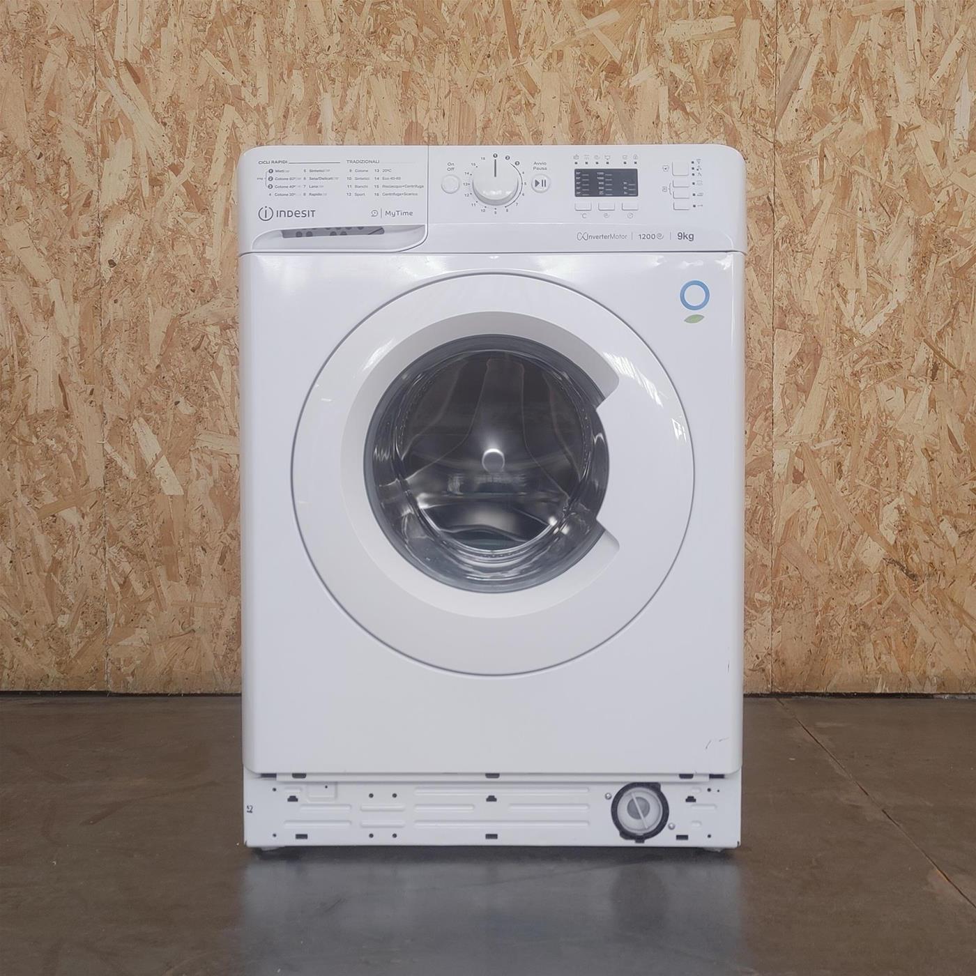 Lavatrice Indesit MTWA 91283 W FR Carica frontale 9 kg 1200 giri Bianco