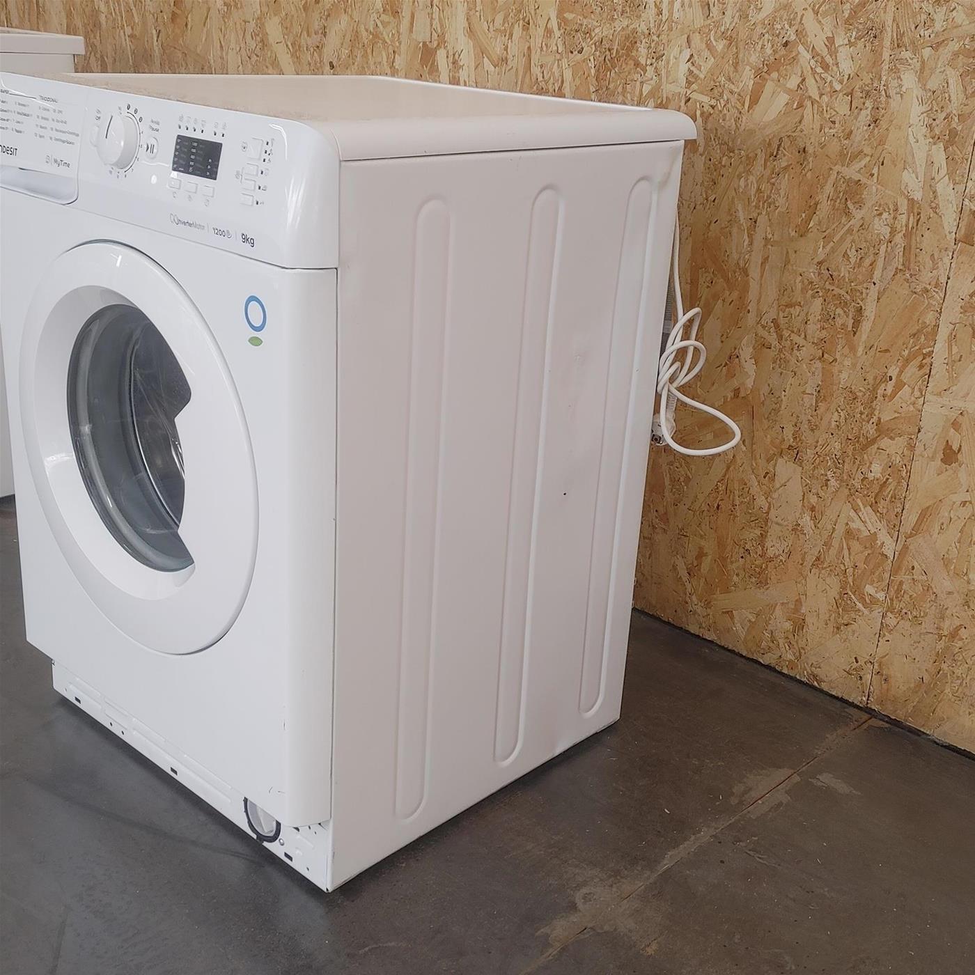 Lavatrice Indesit MTWA 91283 W FR Carica frontale 9 kg 1200 giri Bianco