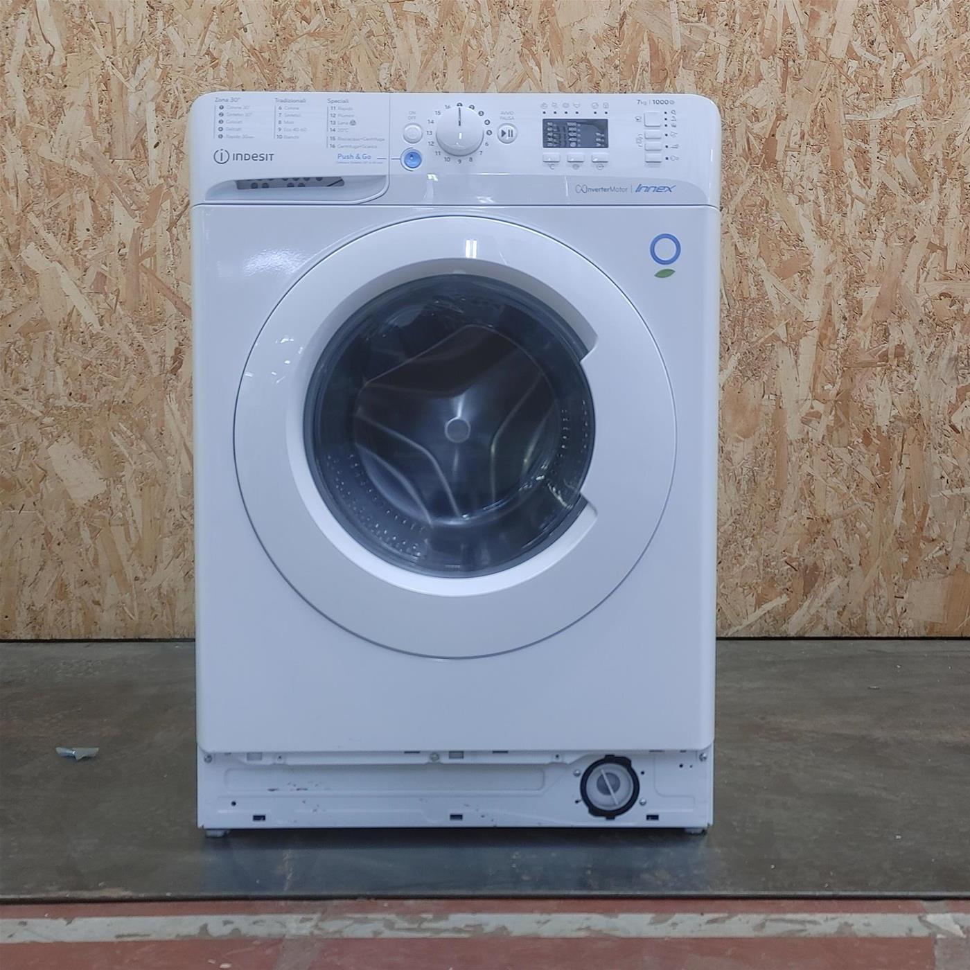 Lavatrice Indesit BWA 71283X W EU Carica frontale 7 kg 1200 giri Bianco