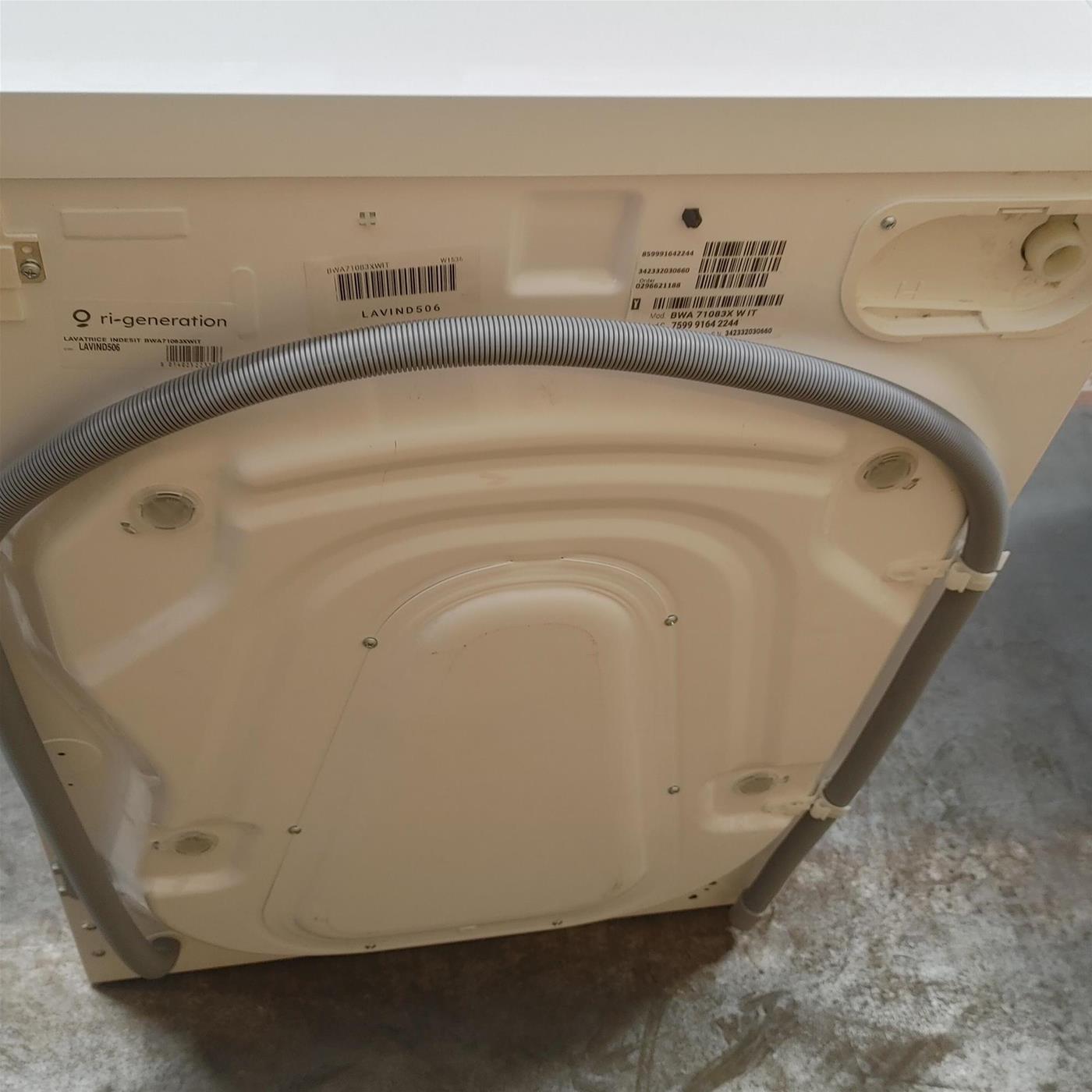 Lavatrice Indesit BWA 71283X W EU Carica frontale 7 kg 1200 giri Bianco