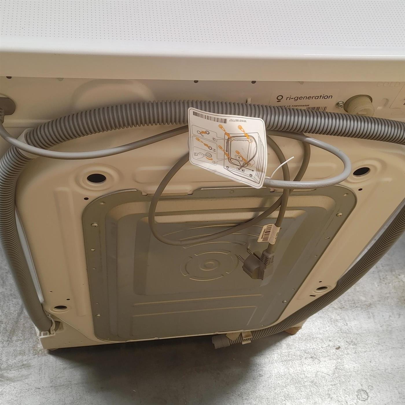 Lavatrice LG F4WV510S1E Caricamento frontale 10,5 kg 1400 Giri/min Bianco