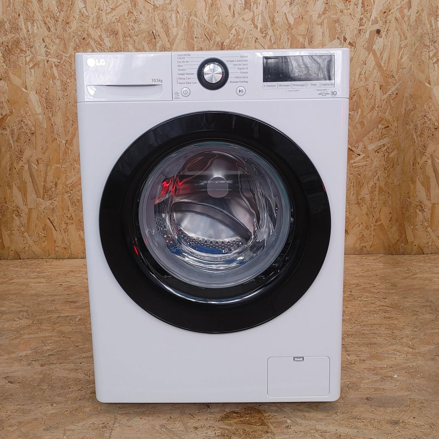 LG F4WV310SAE lavatrice Caricamento frontale 10,5 kg 1400 Giri/min A Bianco