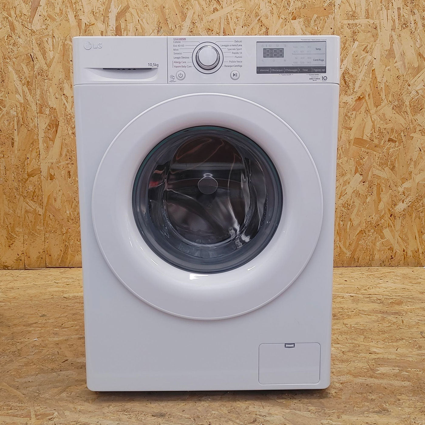 LG F4WV310WHT lavatrice Caricamento frontale 10,5 kg 1360 Giri/min B Bianco