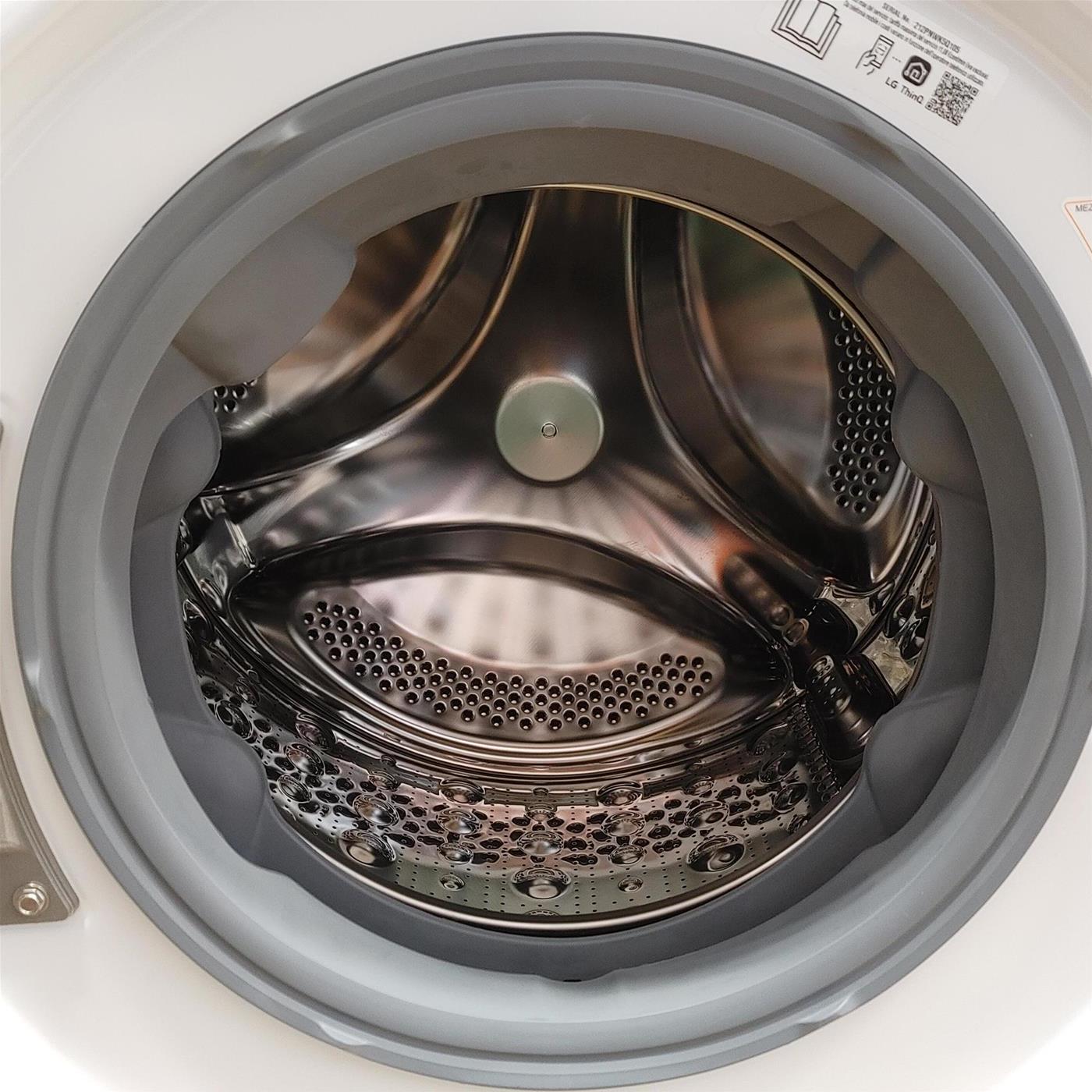 LG F4WV509S0EA Lavatrice 9kg AI DD, Classe B, 1400 giri, TurboWash, Autodosaggio