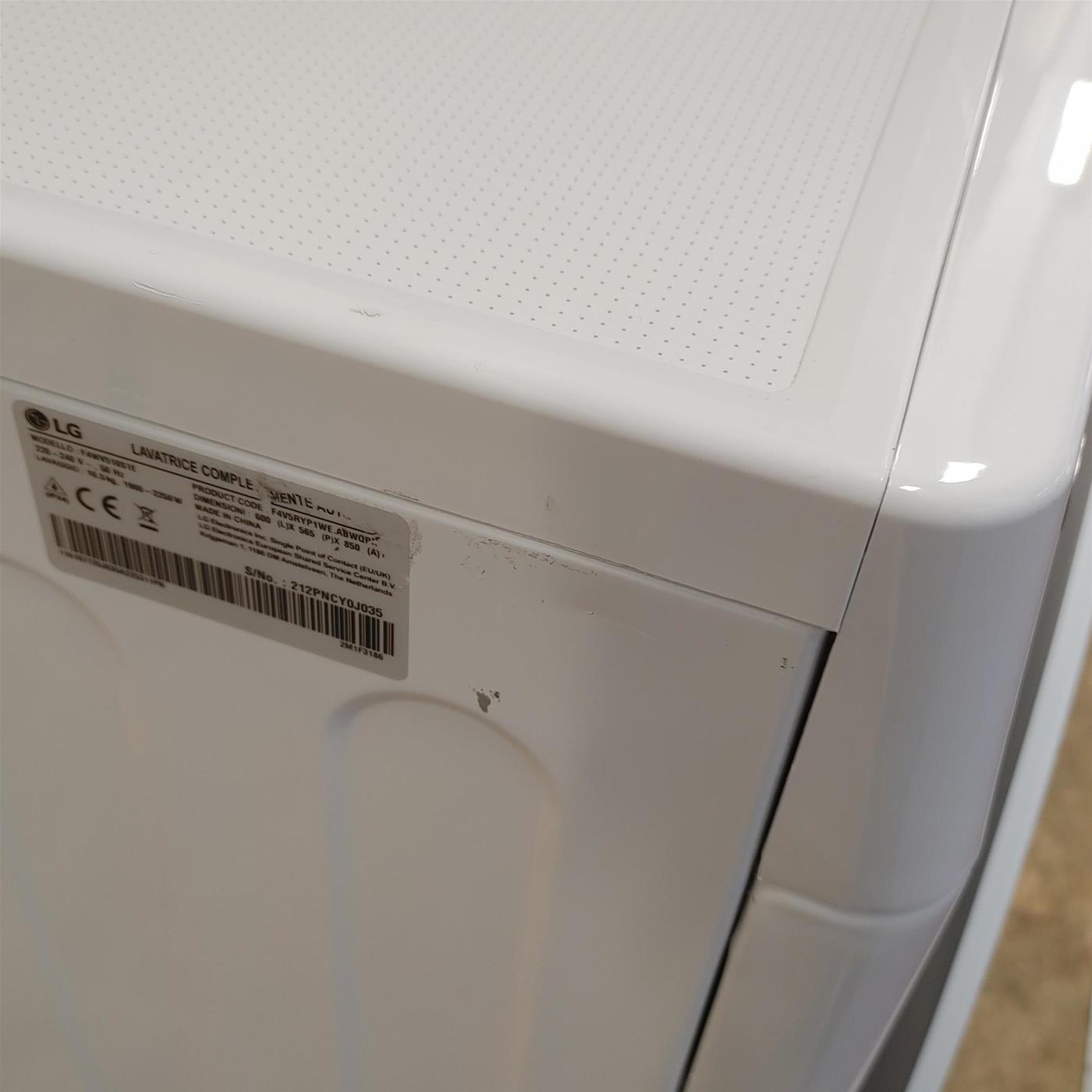 LG F4WV510S1E Lavatrice Intelligente AIDD 10,5kg Vapore TurboWash 1400 Giri/min Carica frontale Classe B