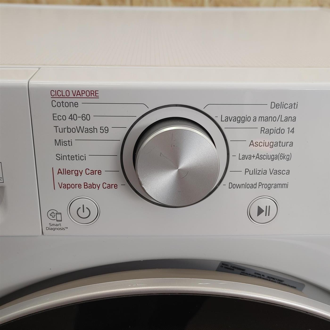 LG F4DV509H0E Lavasciuga Intelligente AIDD 9/6kg Vapore TurboWash 1400 Giri/min Carica frontale Classe E