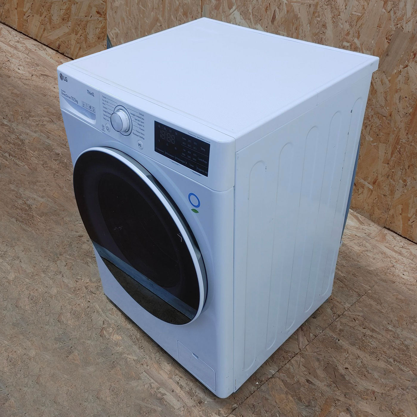 Lavatrice LG F4WV510S0E Caricamento frontale 10,5 kg 1360 Giri/min Bianco