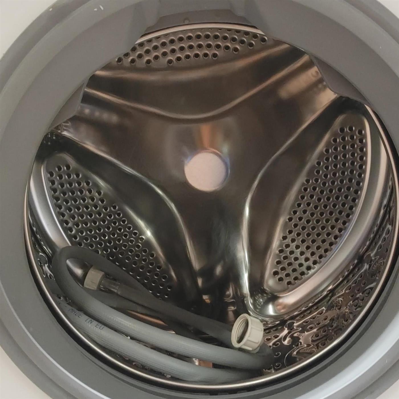 Lavatrice LG F2WV4S7S0E Carica frontale 7 kg 1200 Giri/min Bianco