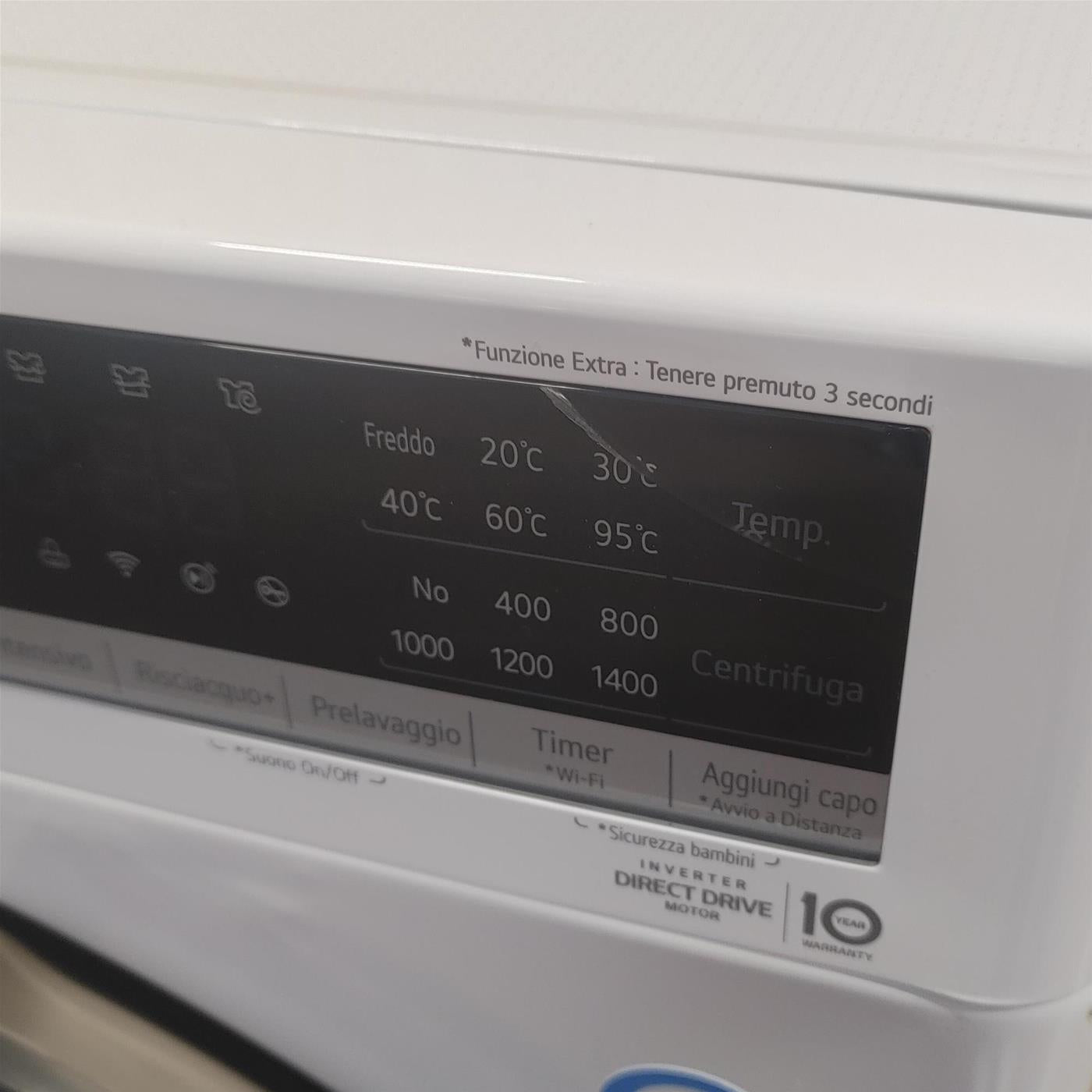 Lavatrice LG F4WV509SAE Carica frontale 9 kg 1400 Giri/min Bianco