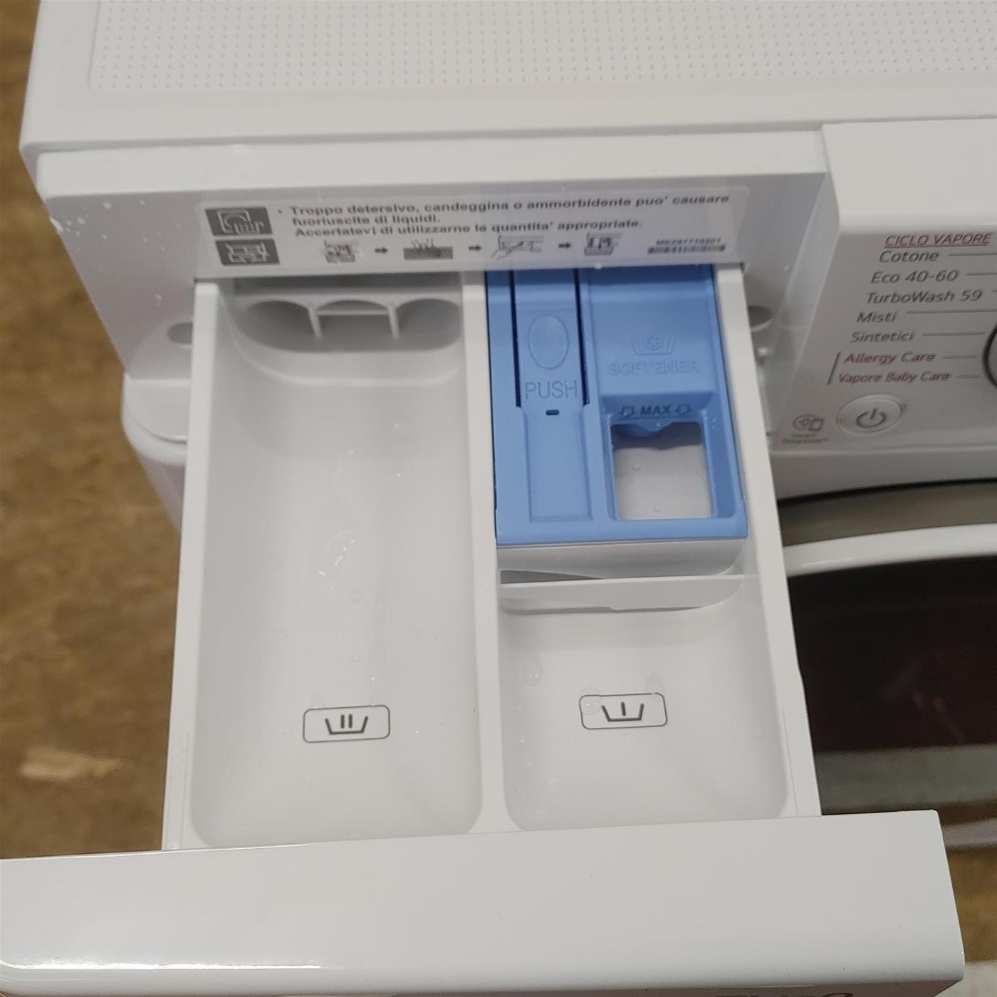 Lavatrice LG F4WV510S1E Caricamento frontale 10,5 kg 1400 Giri/min Bianco