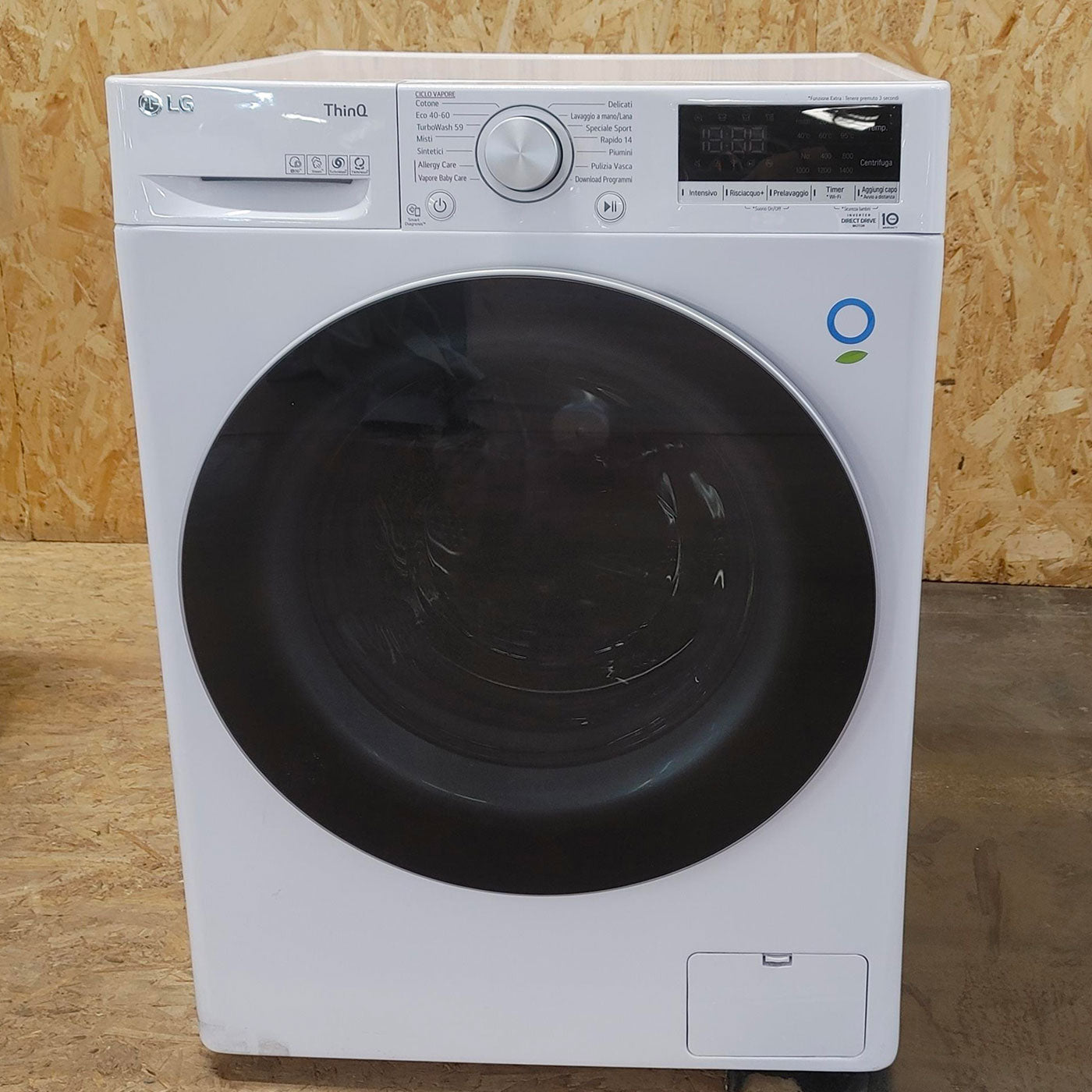 Lavatrice LG F4WV510S1E Caricamento frontale 10,5 kg 1400 Giri/min Bianco