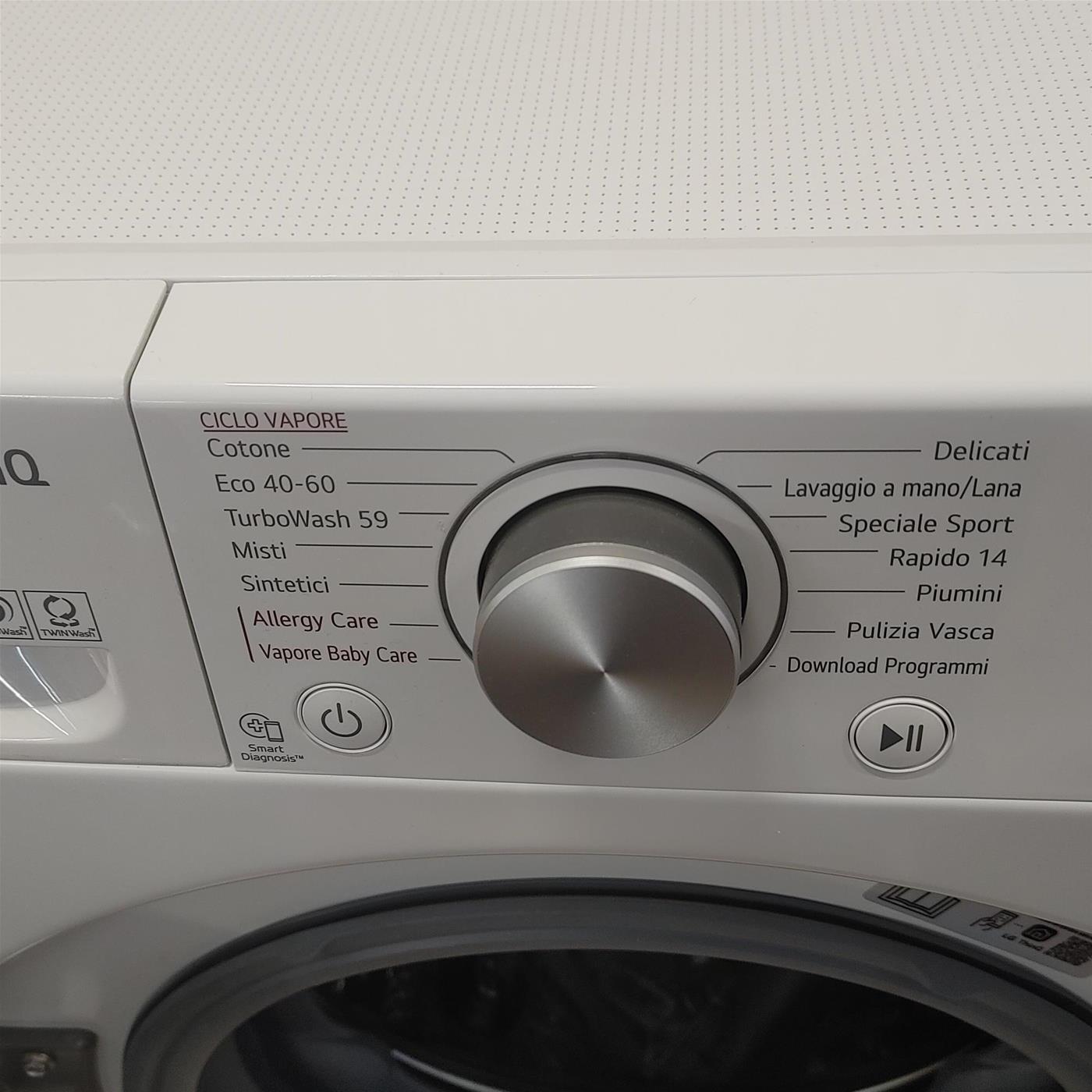 Lavatrice LG F4WV510S1E Caricamento frontale 10,5 kg 1400 Giri/min Bianco