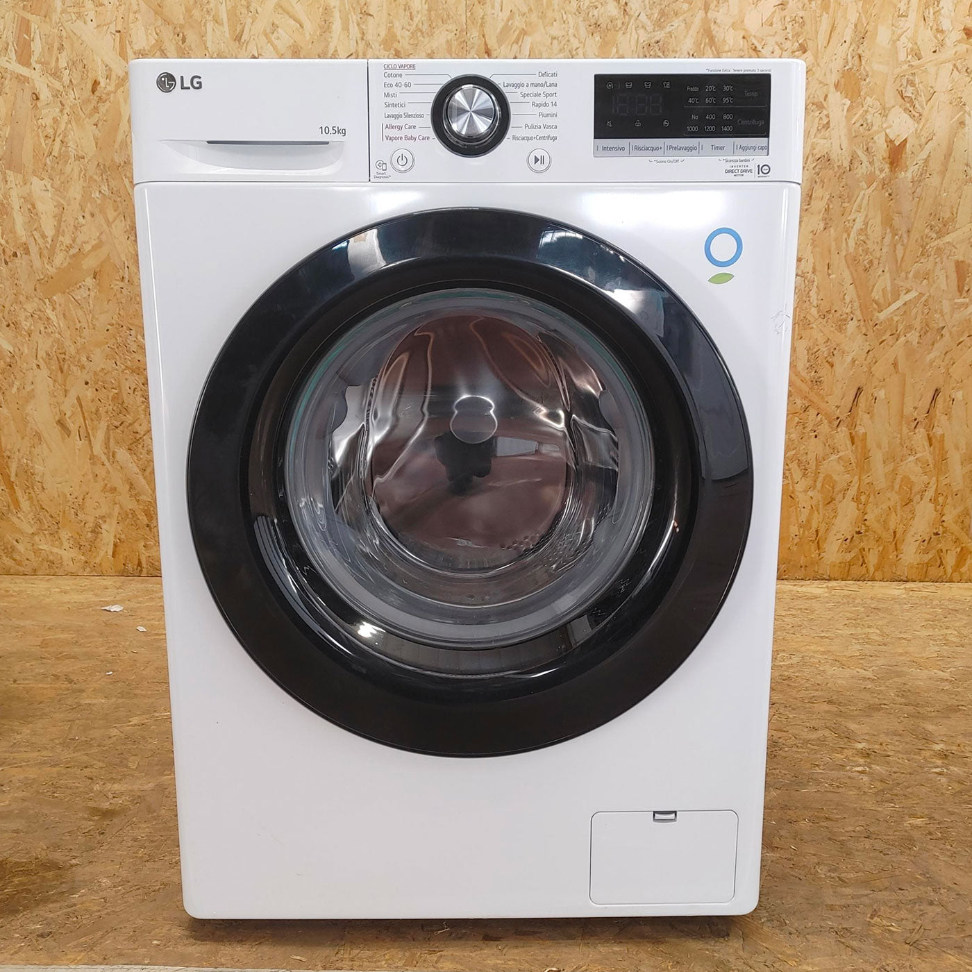 LG F4WV310SAE lavatrice Caricamento frontale 10,5 kg 1400 Giri/min A Bianco