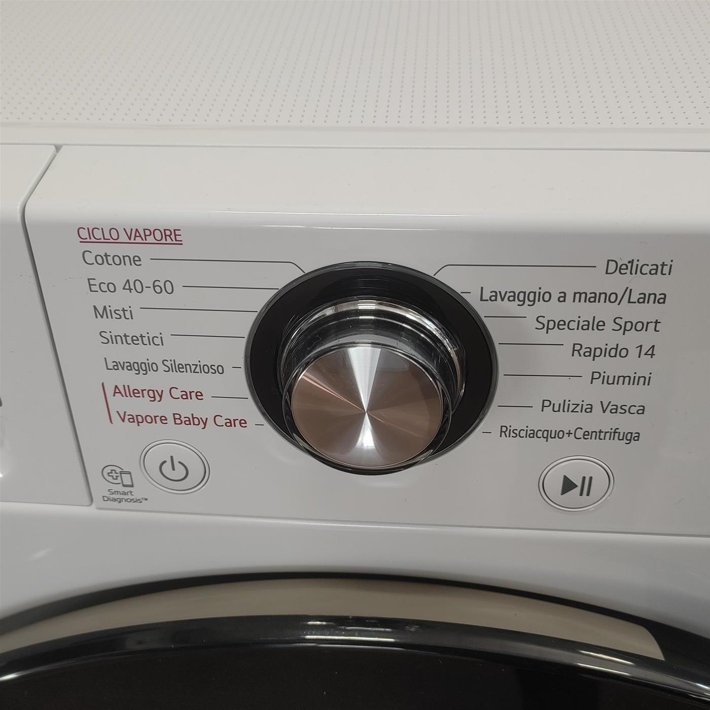 LG F4WV310SAE lavatrice Caricamento frontale 10,5 kg 1400 Giri/min A Bianco