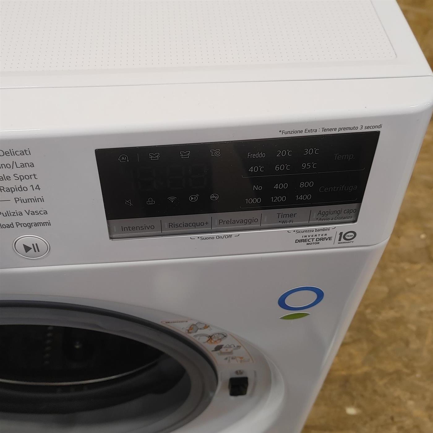 Lavatrice LG F4WV509SAE Carica frontale 9 kg 1400 Giri/min Bianco