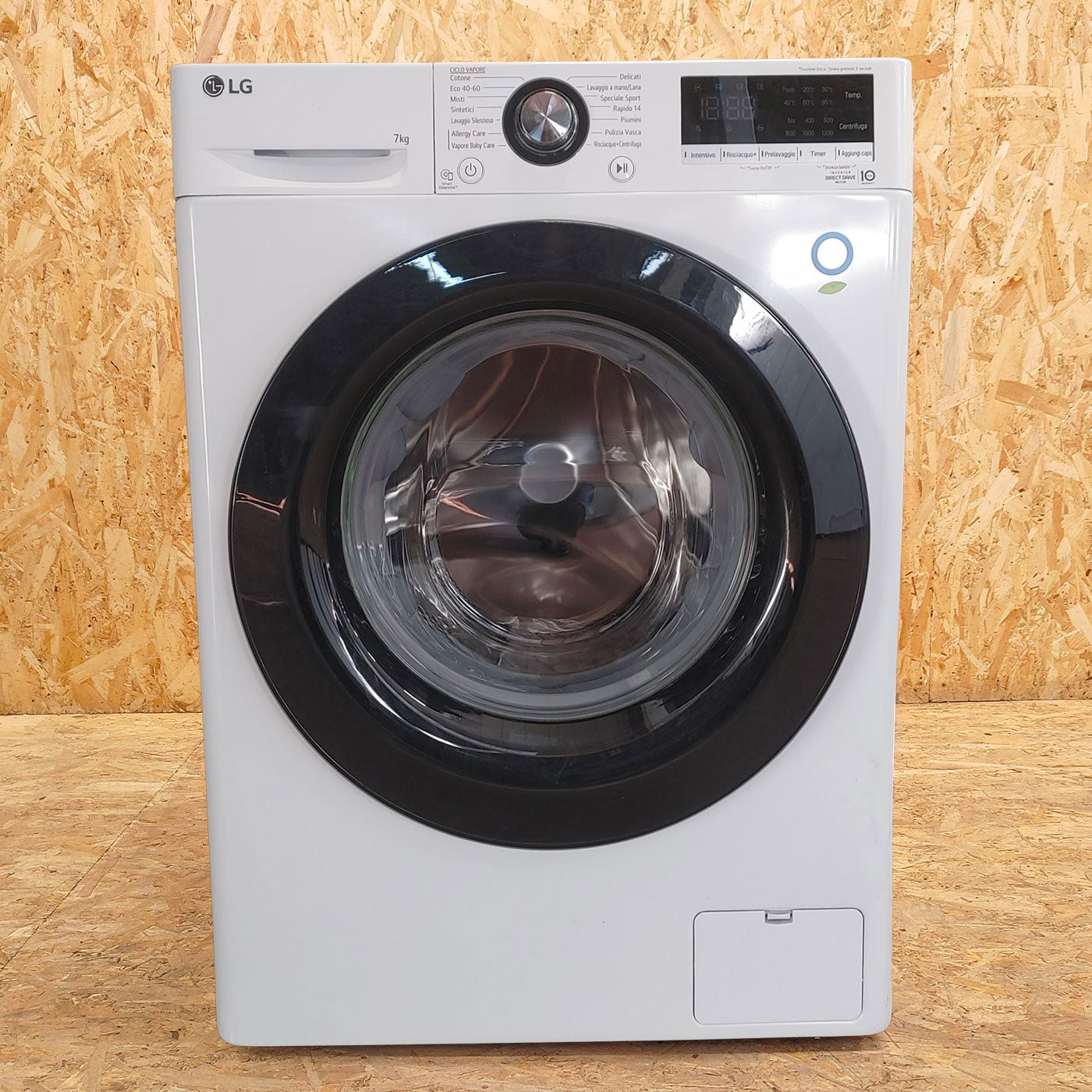 Lavatrice LG F2WV3S7S6E Carica frontale 7 kg 1200 Giri/min Bianco