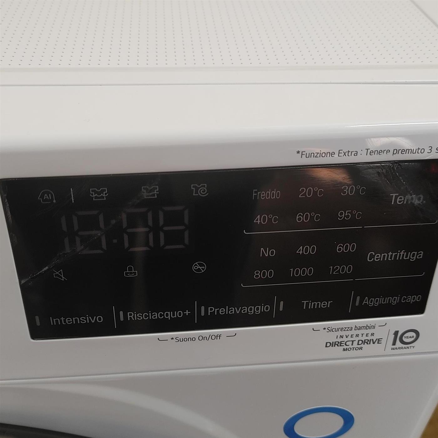 Lavatrice LG F2WV3S7SHE Caricamento frontale 7 kg 1200 Giri/min Bianco