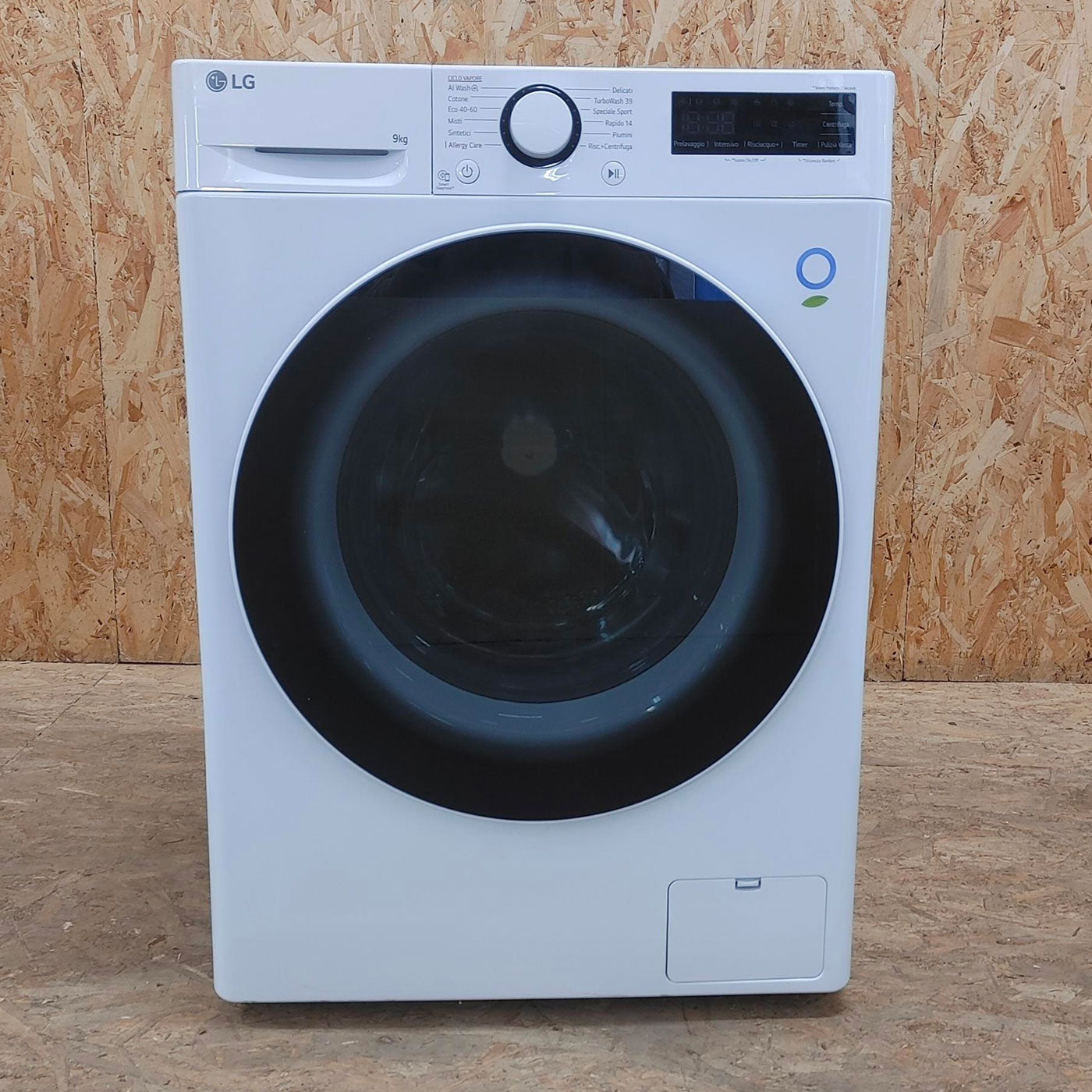 Lavatrice LG F4R5009TSWW Carica frontale 9 kg 1400 Giri/min Bianco