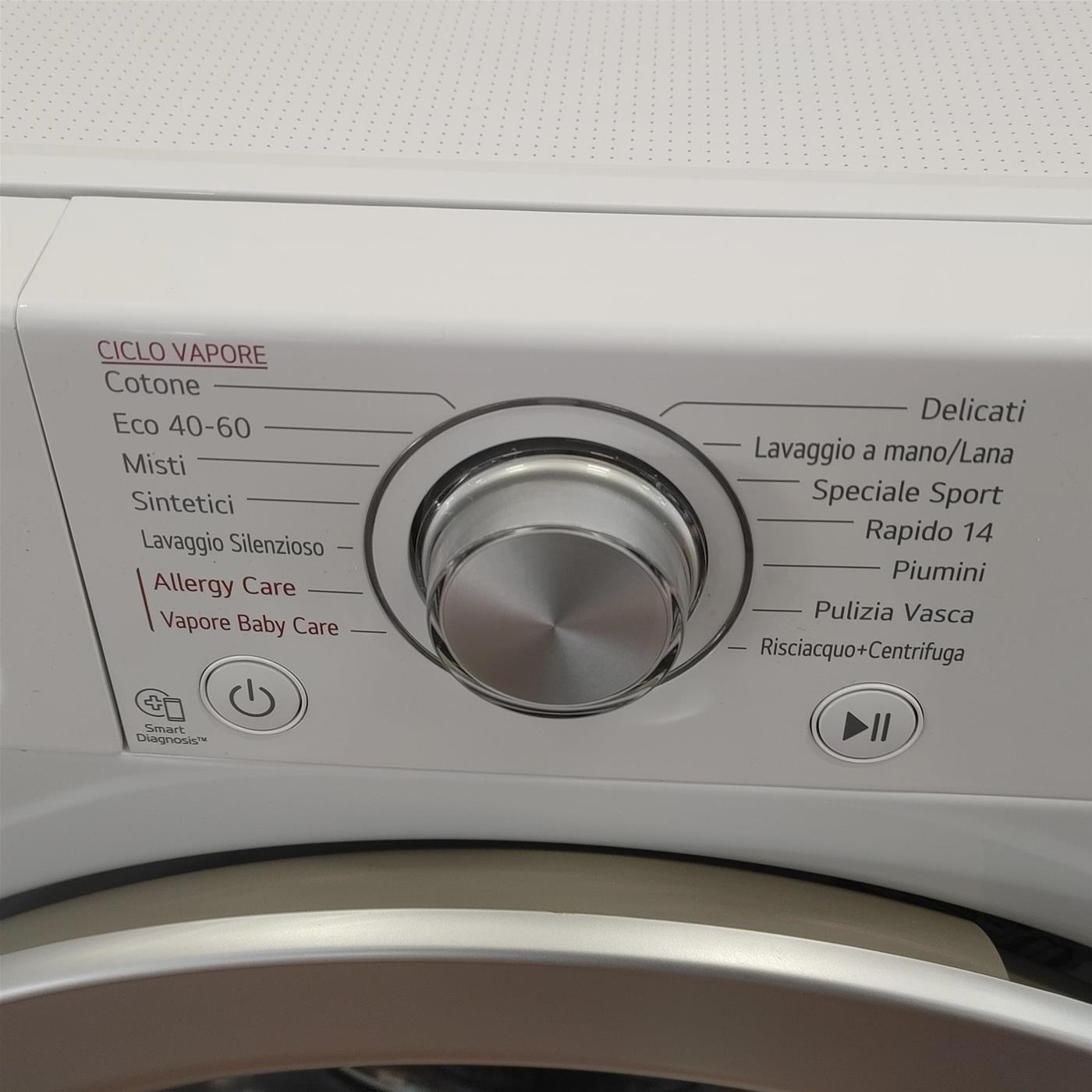 LG F4WV310S4E.ABWQWIS lavatrice Carica frontale 10,5 kg 1400 Giri/min Bianco