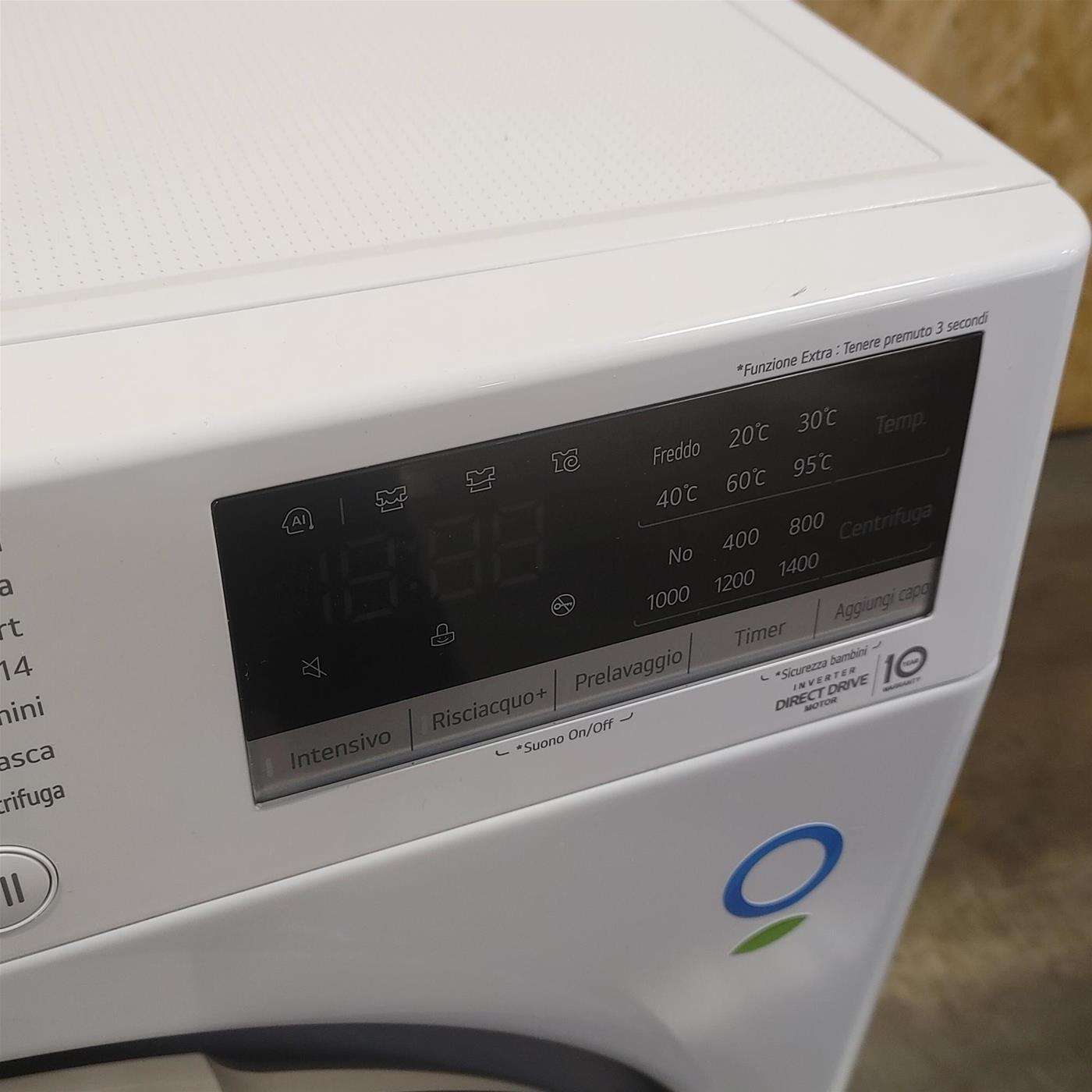 Lavatrice LG F4WV508S0B Carica frontale 8 kg 1400 Giri/min Bianco