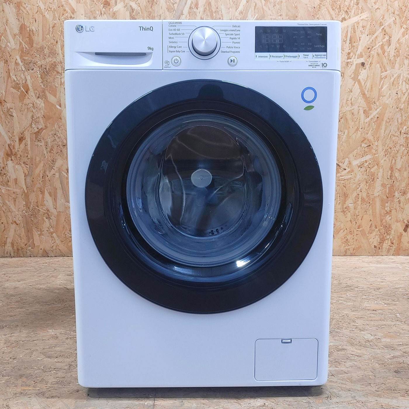 Lavatrice LG F4WV509S1E Carica frontale 9 kg 1400 Giri/min Bianco