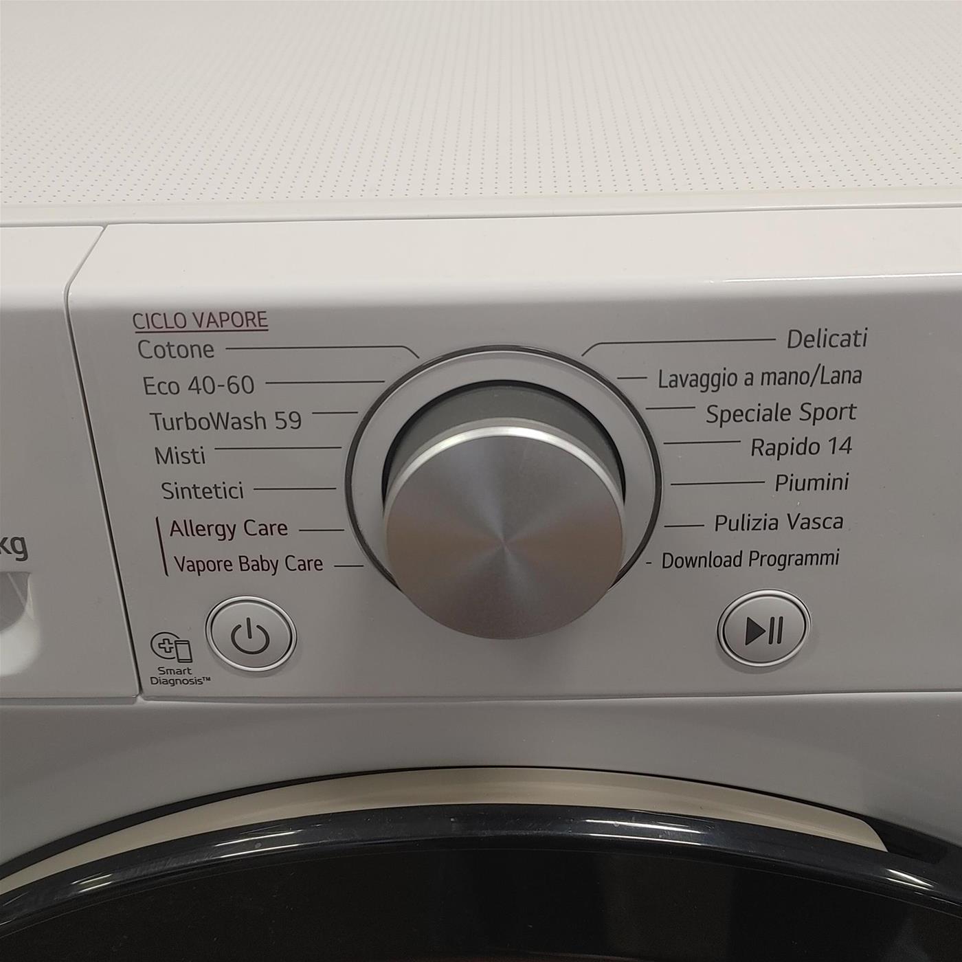 Lavatrice LG F4WV509S1E Carica frontale 9 kg 1400 Giri/min Bianco